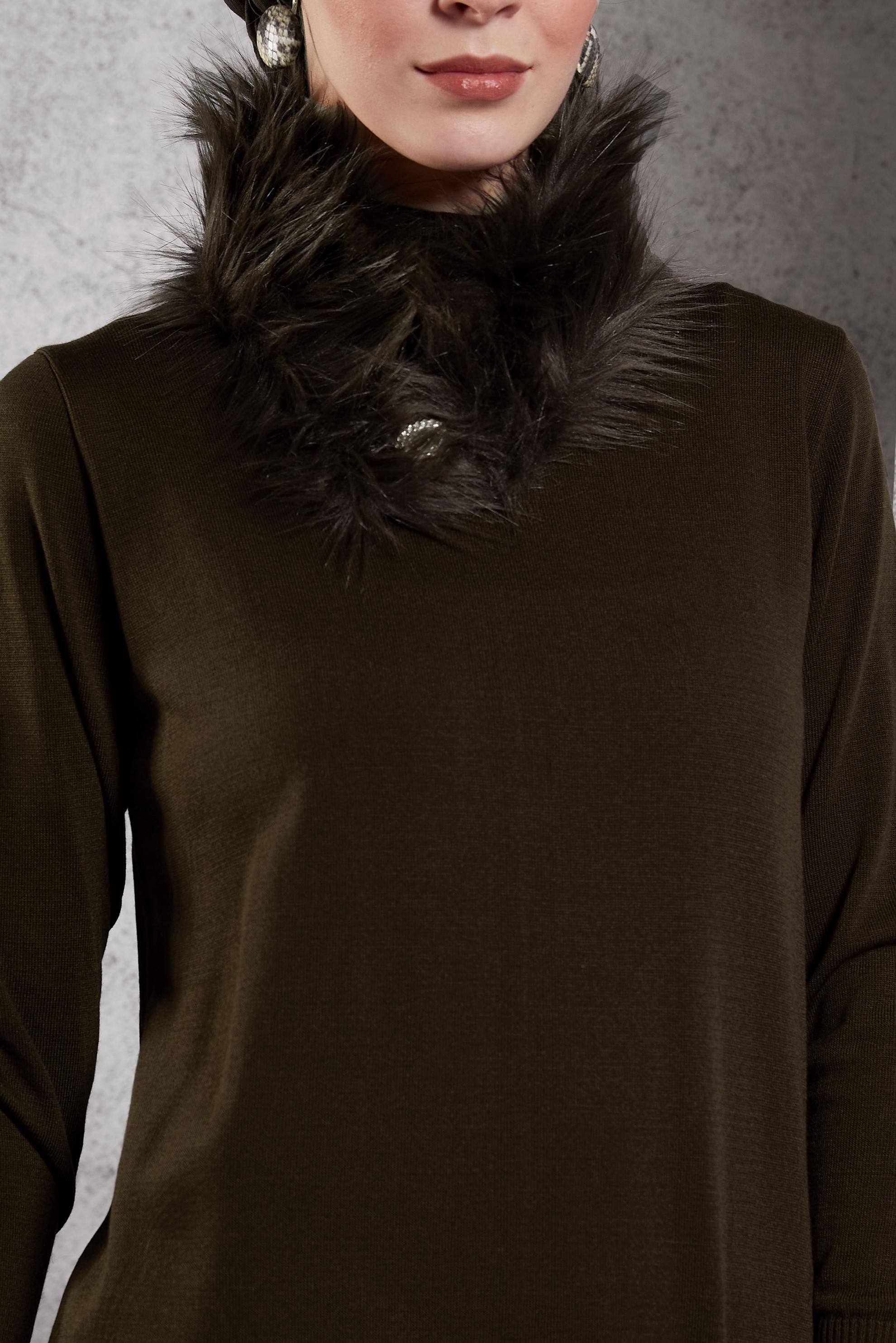 Vêtements hijab BRUN ROBE EN TRICOT AVEC DÉTAILS EN FOURRURE 44936
