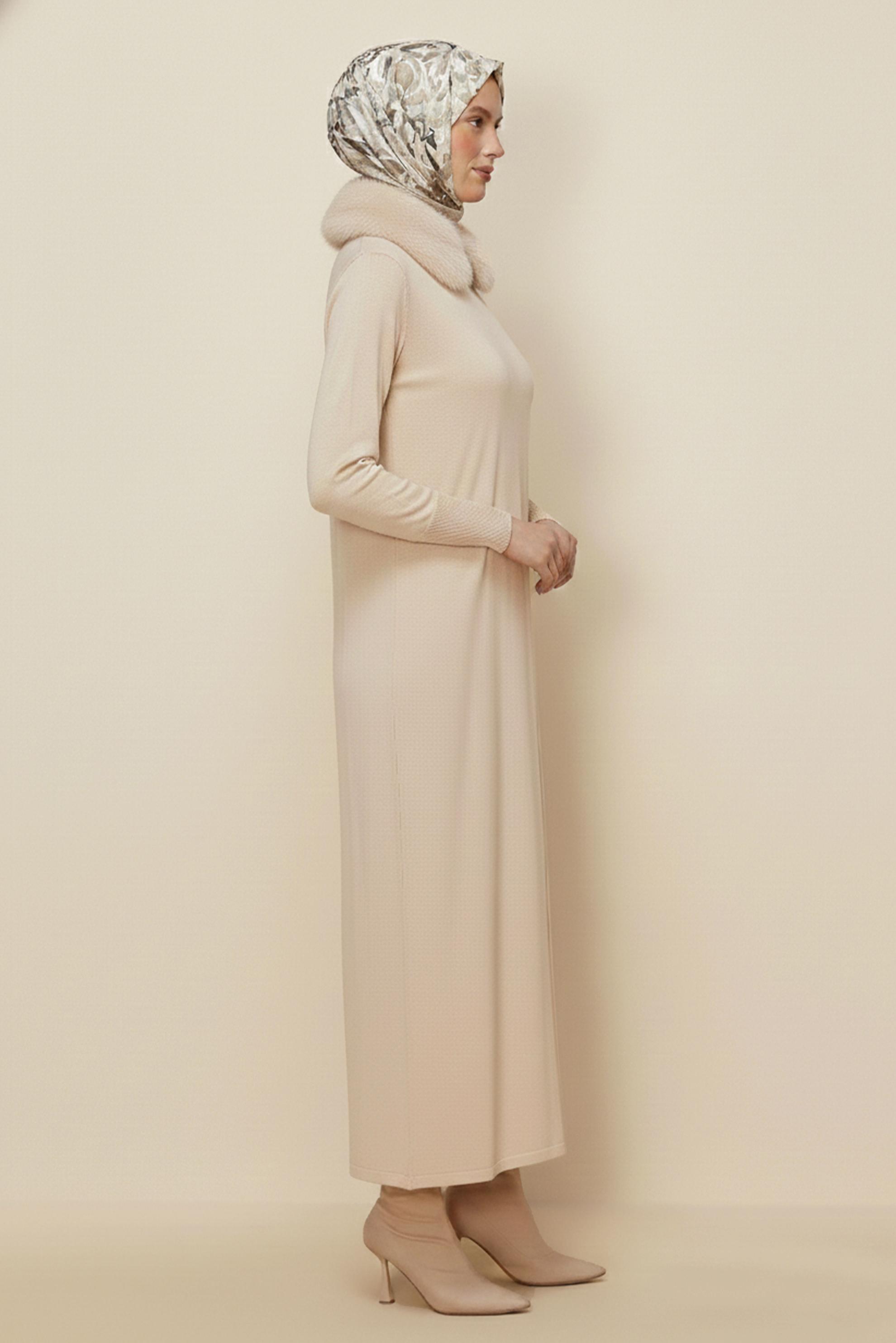 Hijab clothing BEIGE FUR DETAILED KNITWEAR DRESS 44936