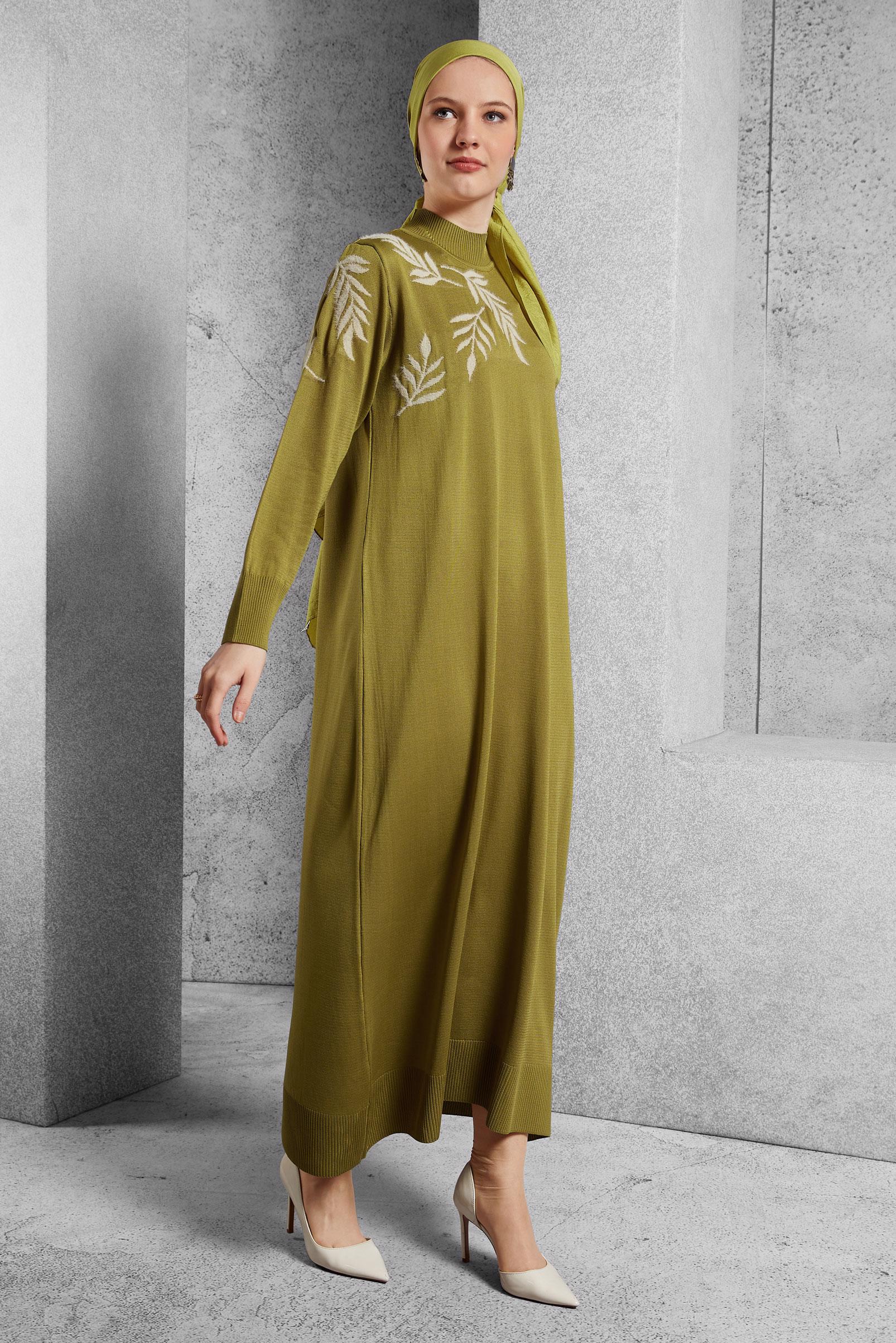 Tesettür giyim YEŞİL TRİKO ELBİSE 44965