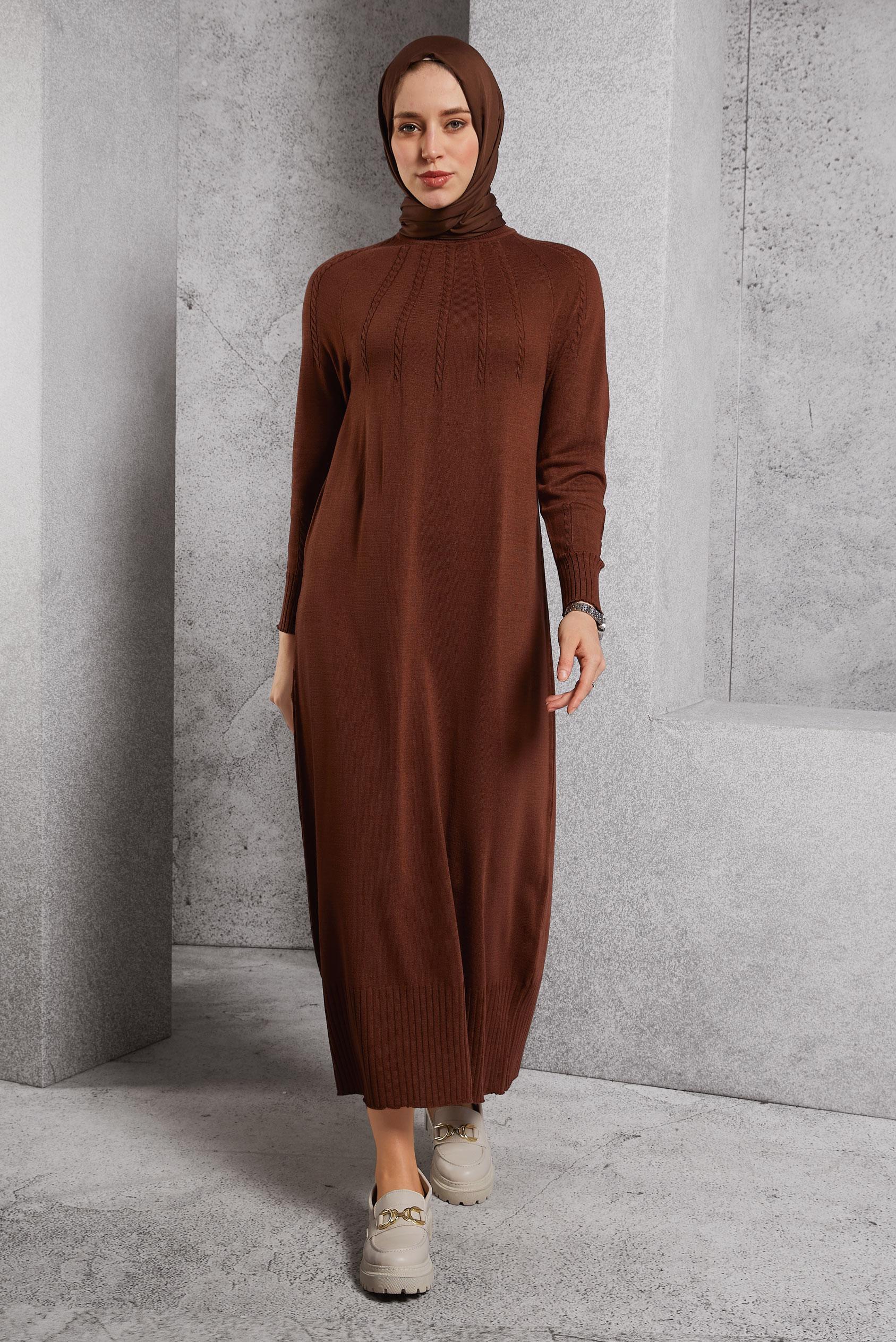 Vêtements hijab BRUN ROBE EN TRICOT 44968