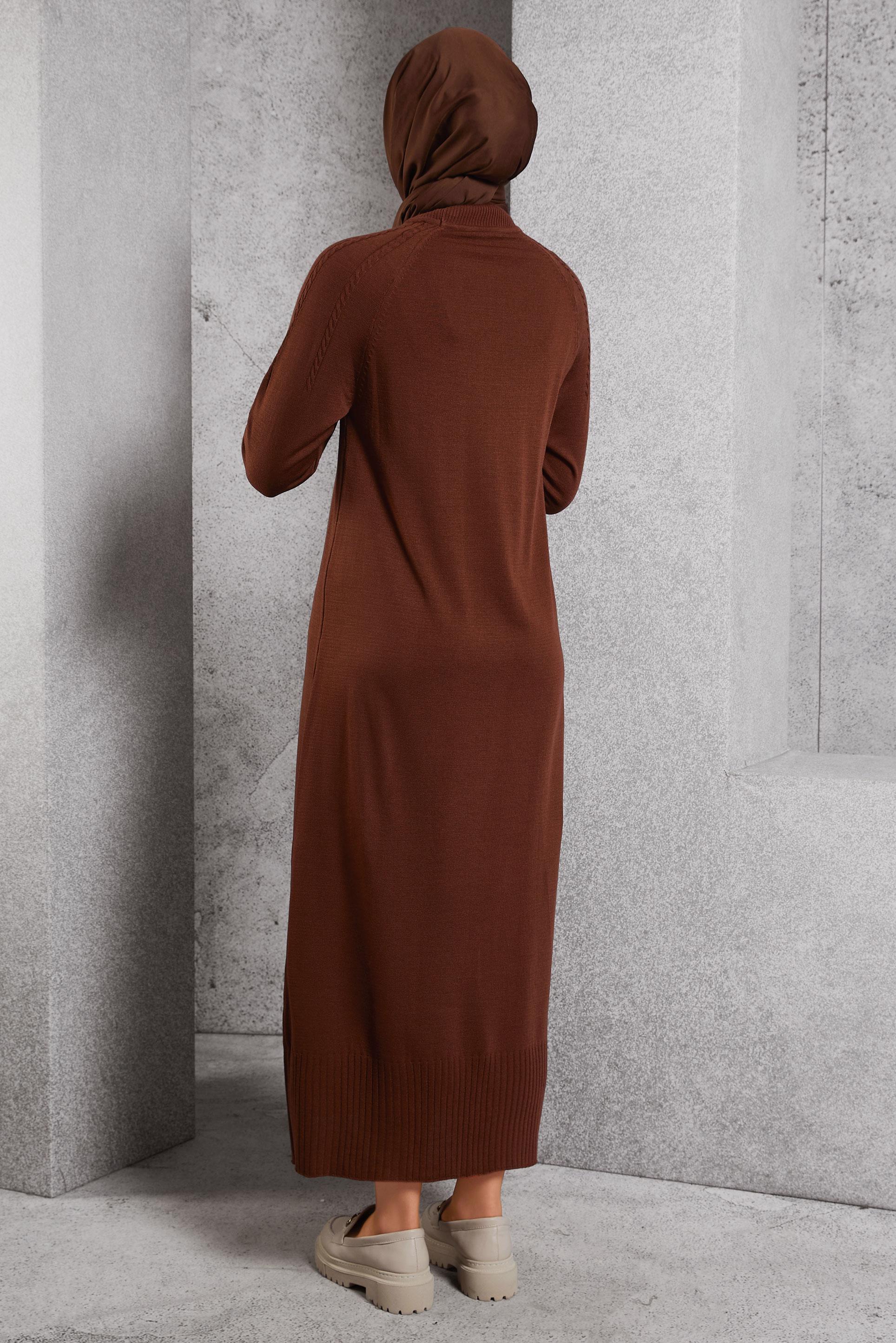 Vêtements hijab BRUN ROBE EN TRICOT 44968
