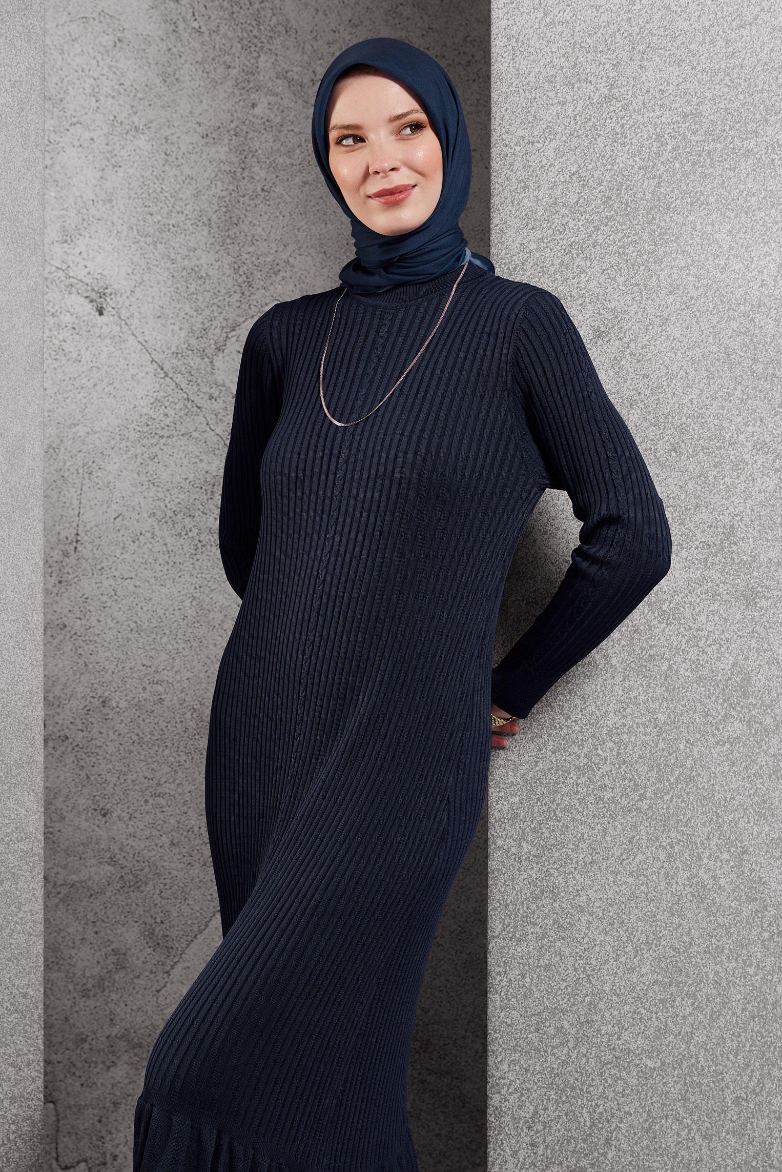 Tesettür giyim LACİVERT TRİKO ELBİSE 44970