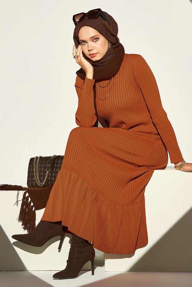 Tesettür giyim TURUNCU TRİKO ELBİSE 44970 - ALVİNA