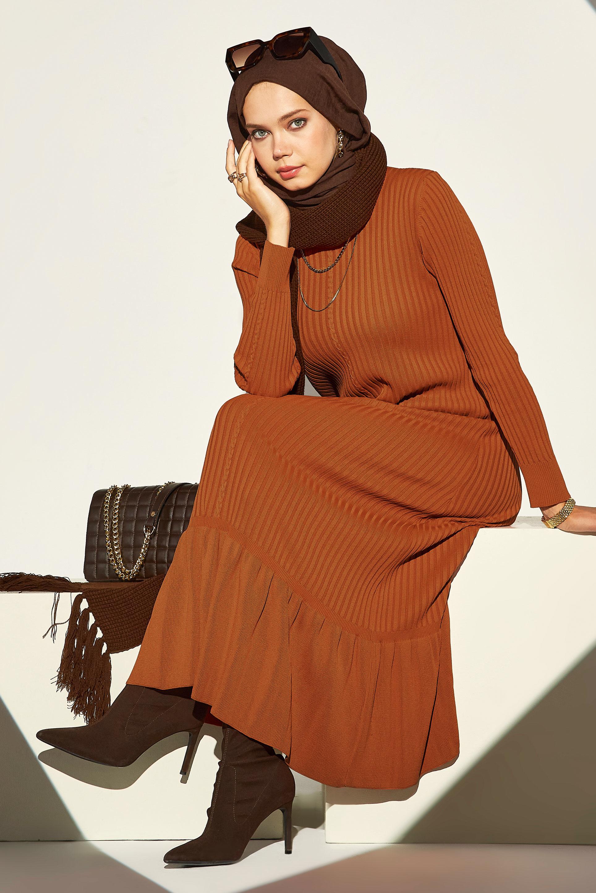 Tesettür giyim TURUNCU TRİKO ELBİSE 44970