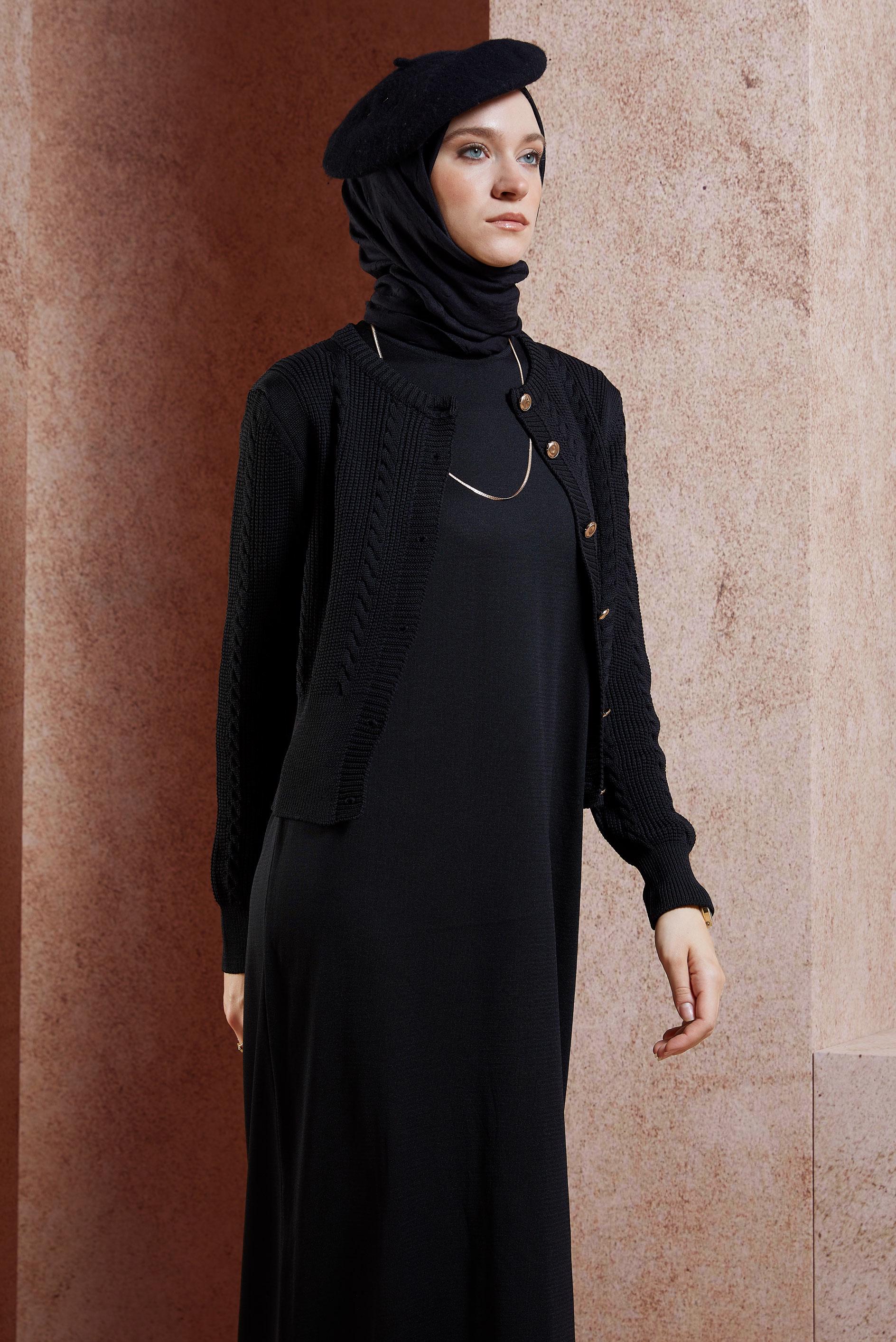 Tesettür giyim SİYAH ELBİSELİ TRİKO TAKIM 44973