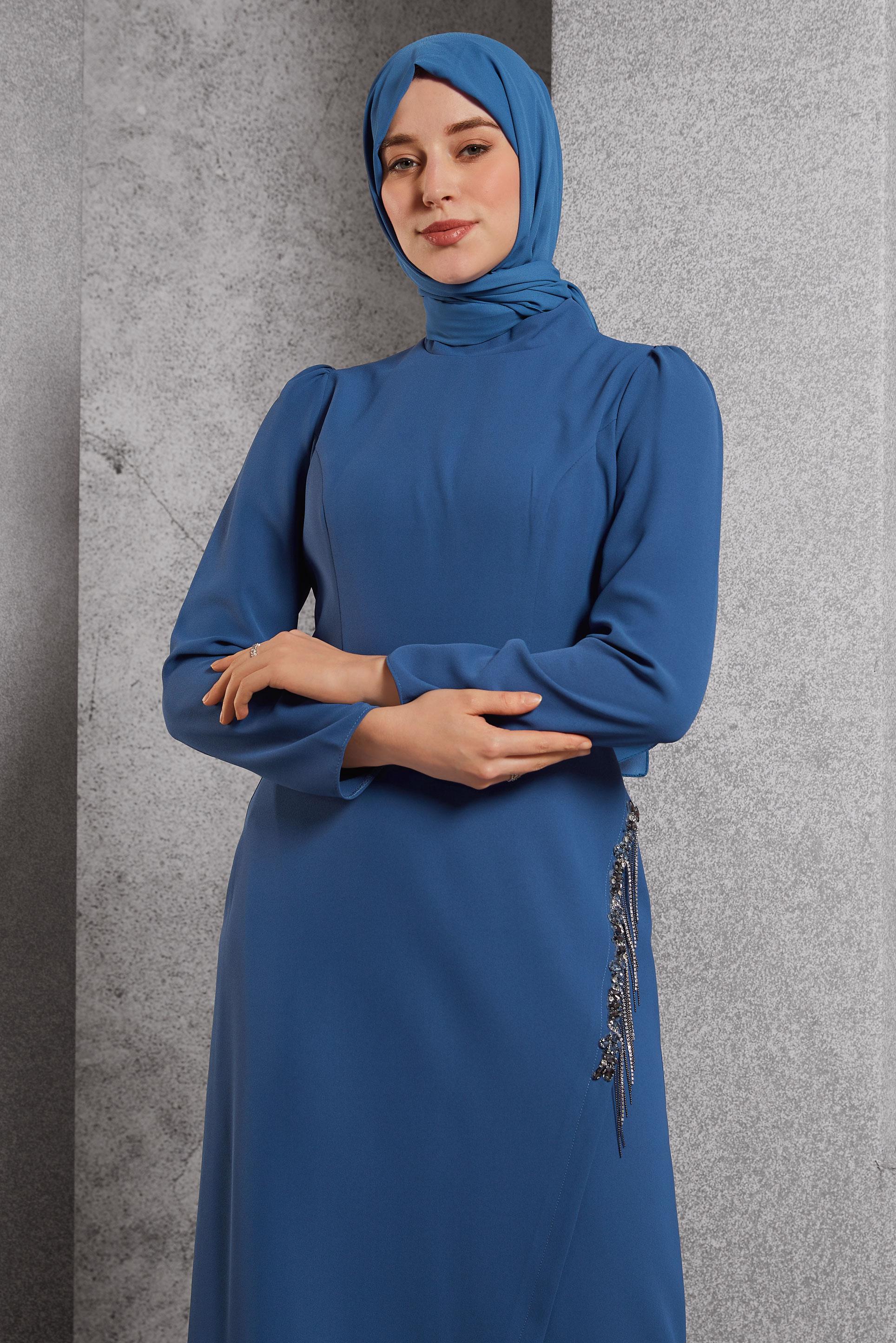 Vêtements hijab BLEU MARINE ROBE À DÉTAILS DE PIERRES PRÉCIEUSES 45191