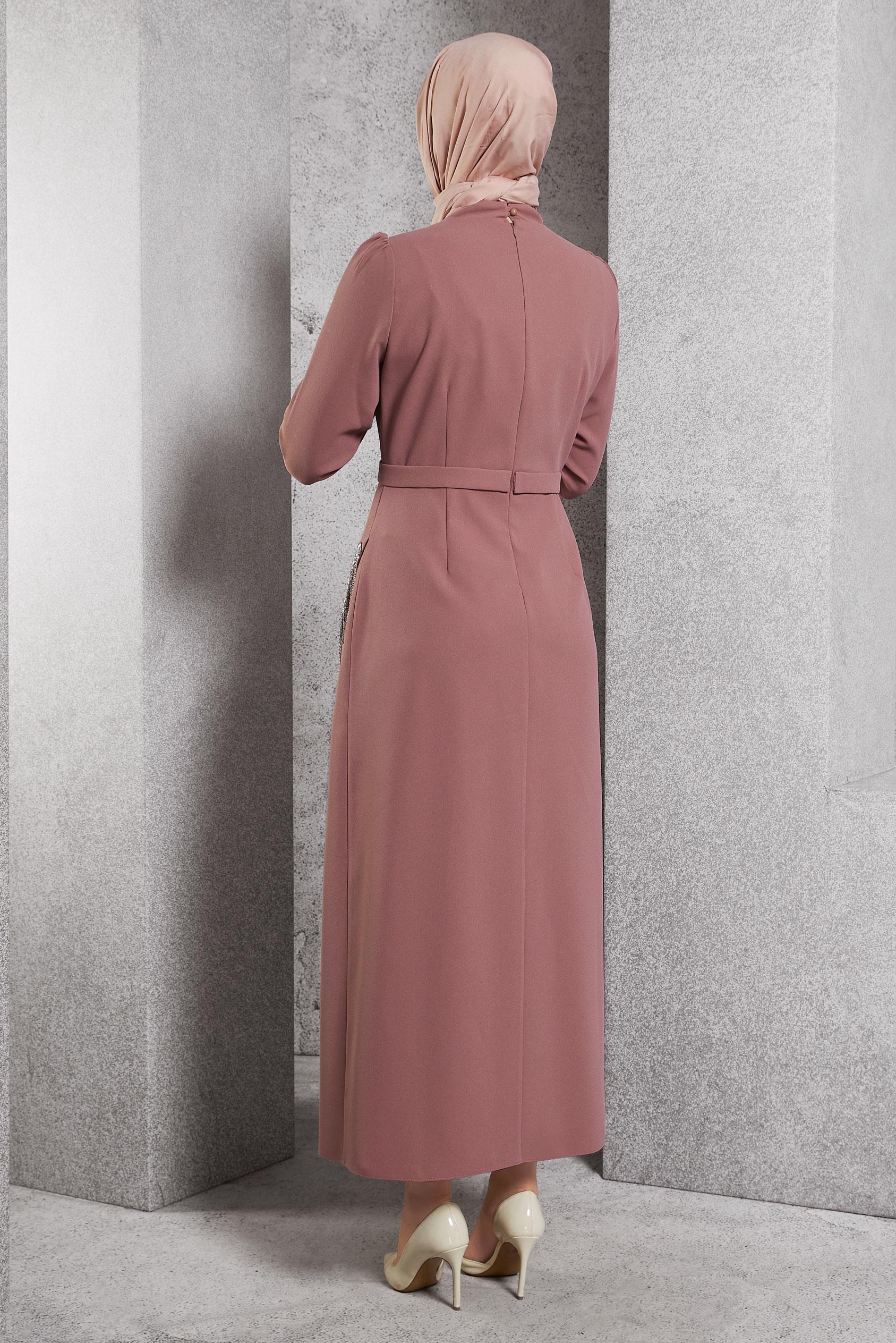 Vêtements hijab POUDRE ROBE À DÉTAILS DE PIERRES PRÉCIEUSES 45191