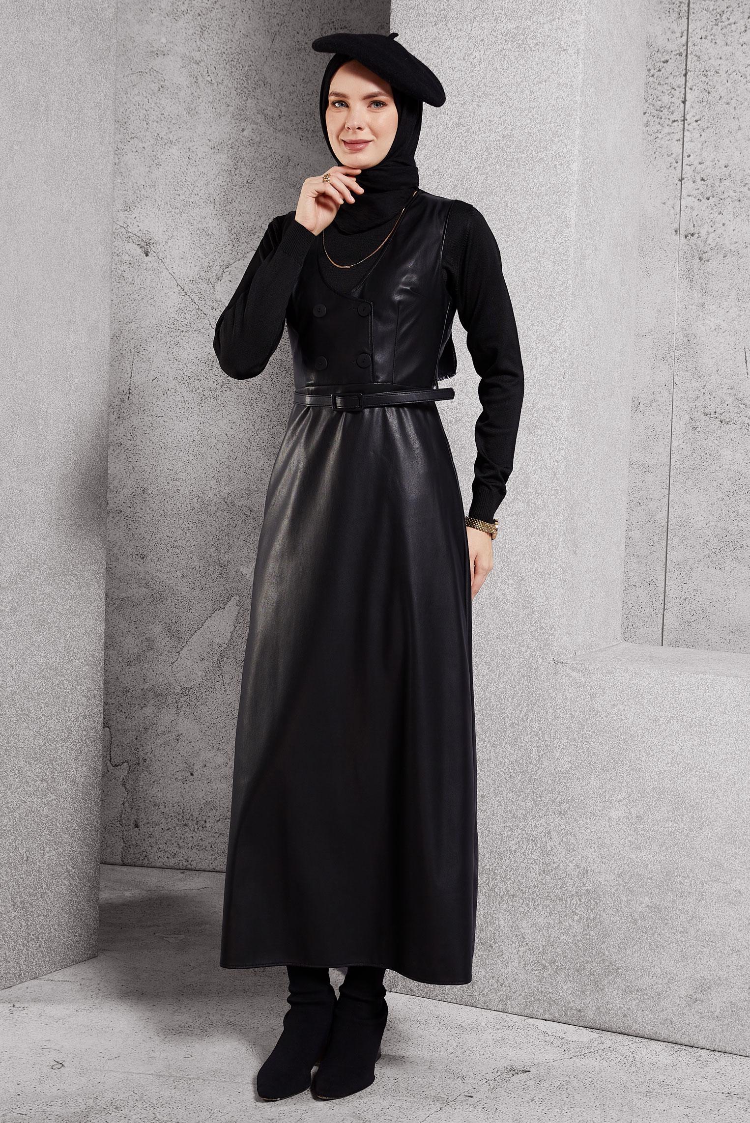 Tesettür giyim SİYAH KEMERLİ SUNİ DERİ JİLE ELBİSE 45216