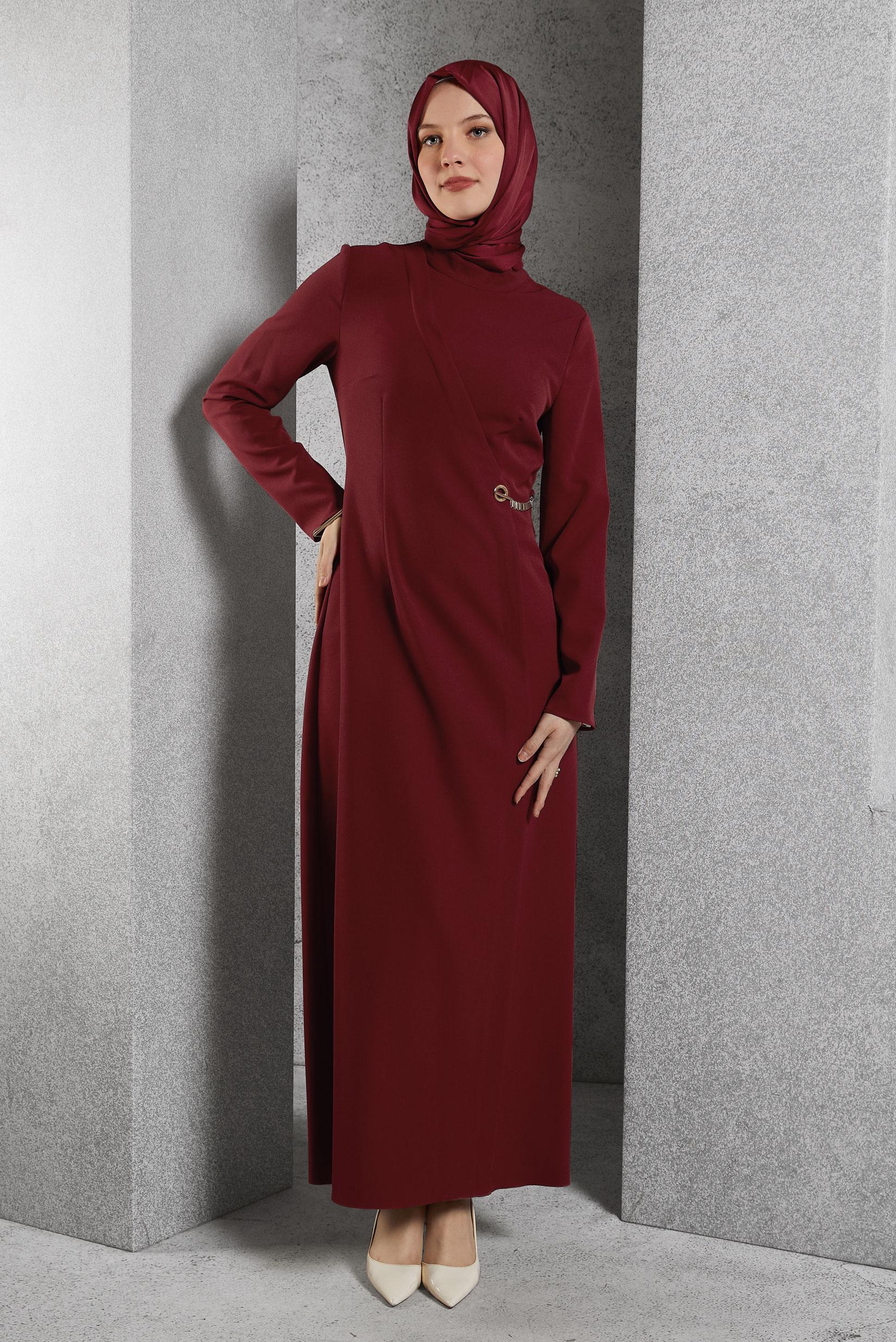 Vêtements hijab ROUGE BORDEAUX ROBE À DÉTAILS DE CHAÎNE 45224