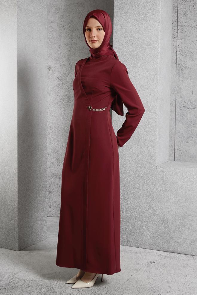Vêtements hijab ROUGE BORDEAUX ROBE À DÉTAILS DE CHAÎNE 45224 - ALVİNA