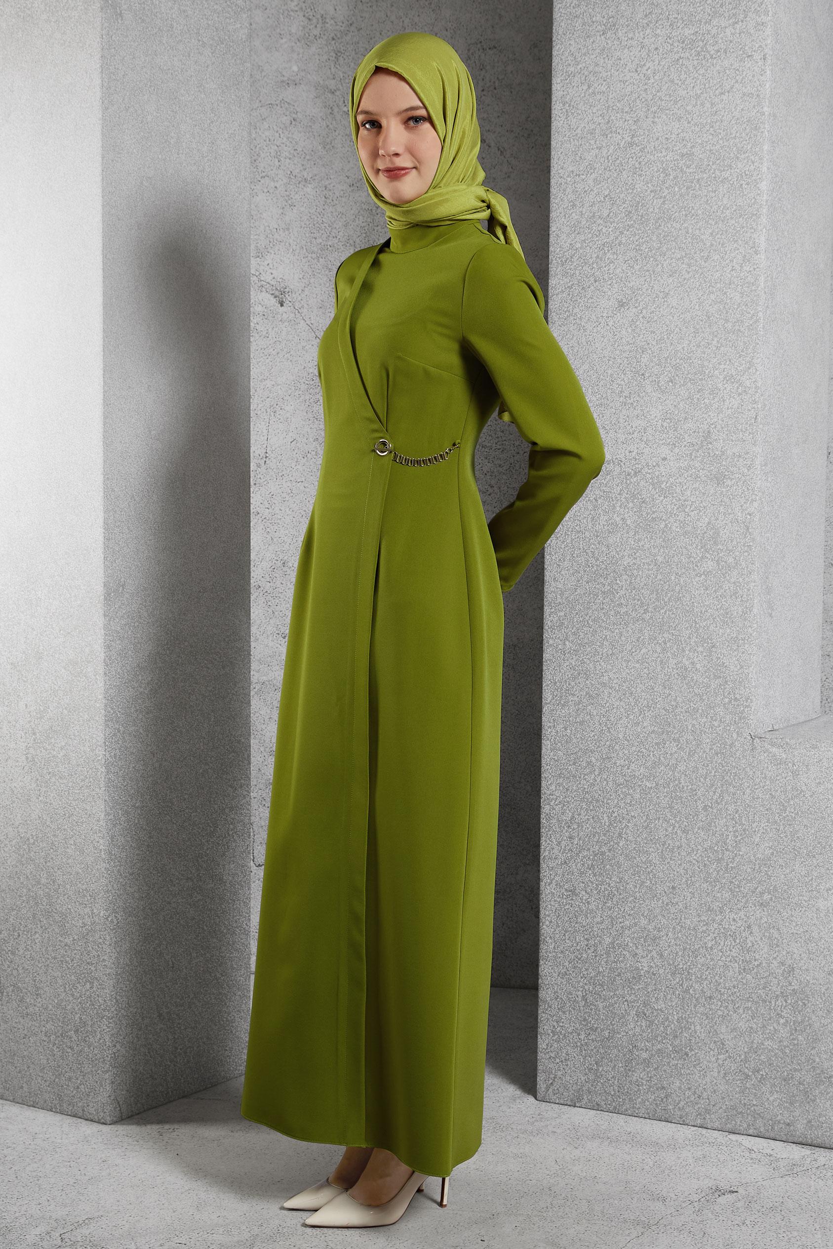 Vêtements hijab VERT ROBE À DÉTAILS DE CHAÎNE 45224