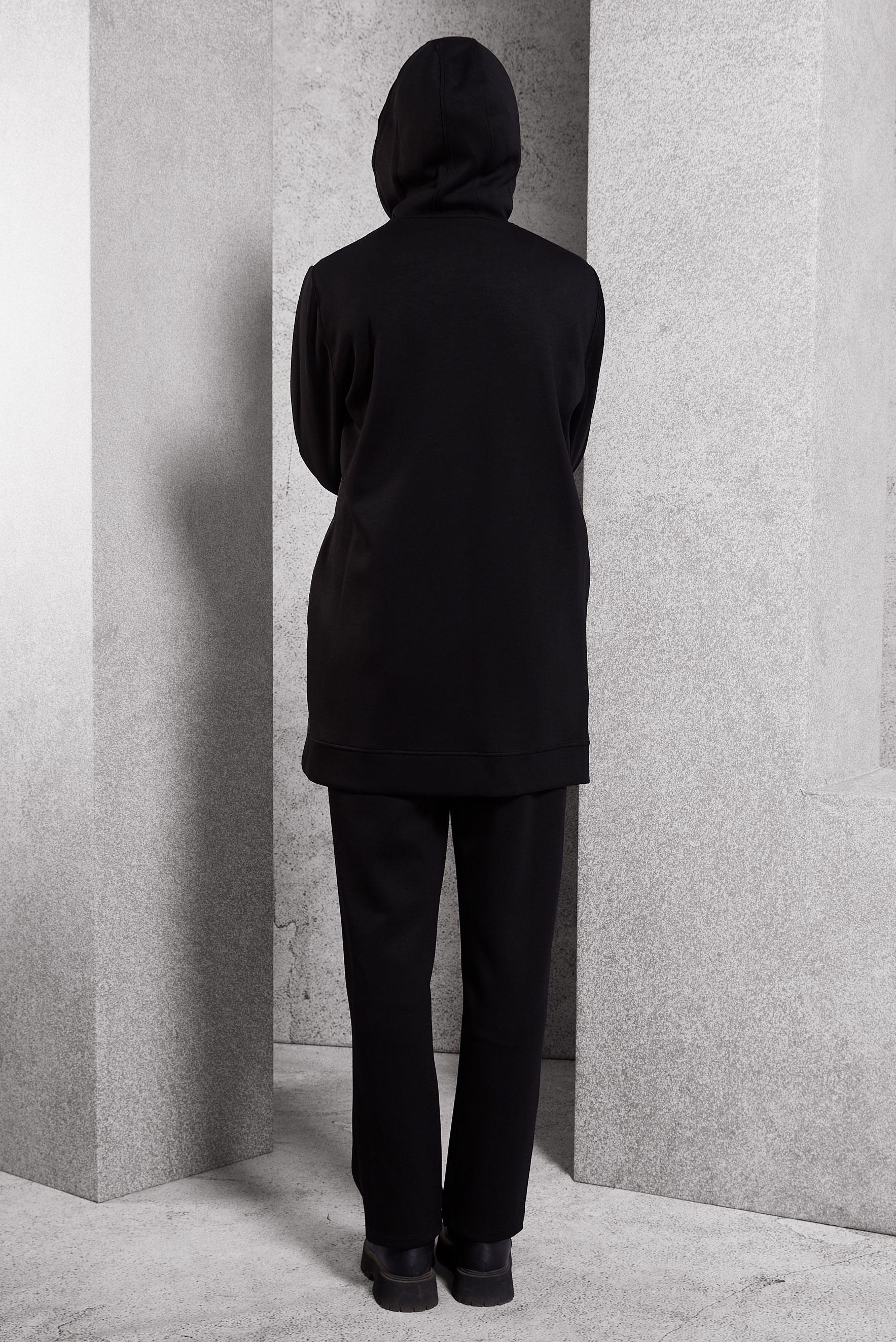 Tesettür giyim SİYAH KAPİTONE DESENLİ EŞOFMAN TAKIM 45038