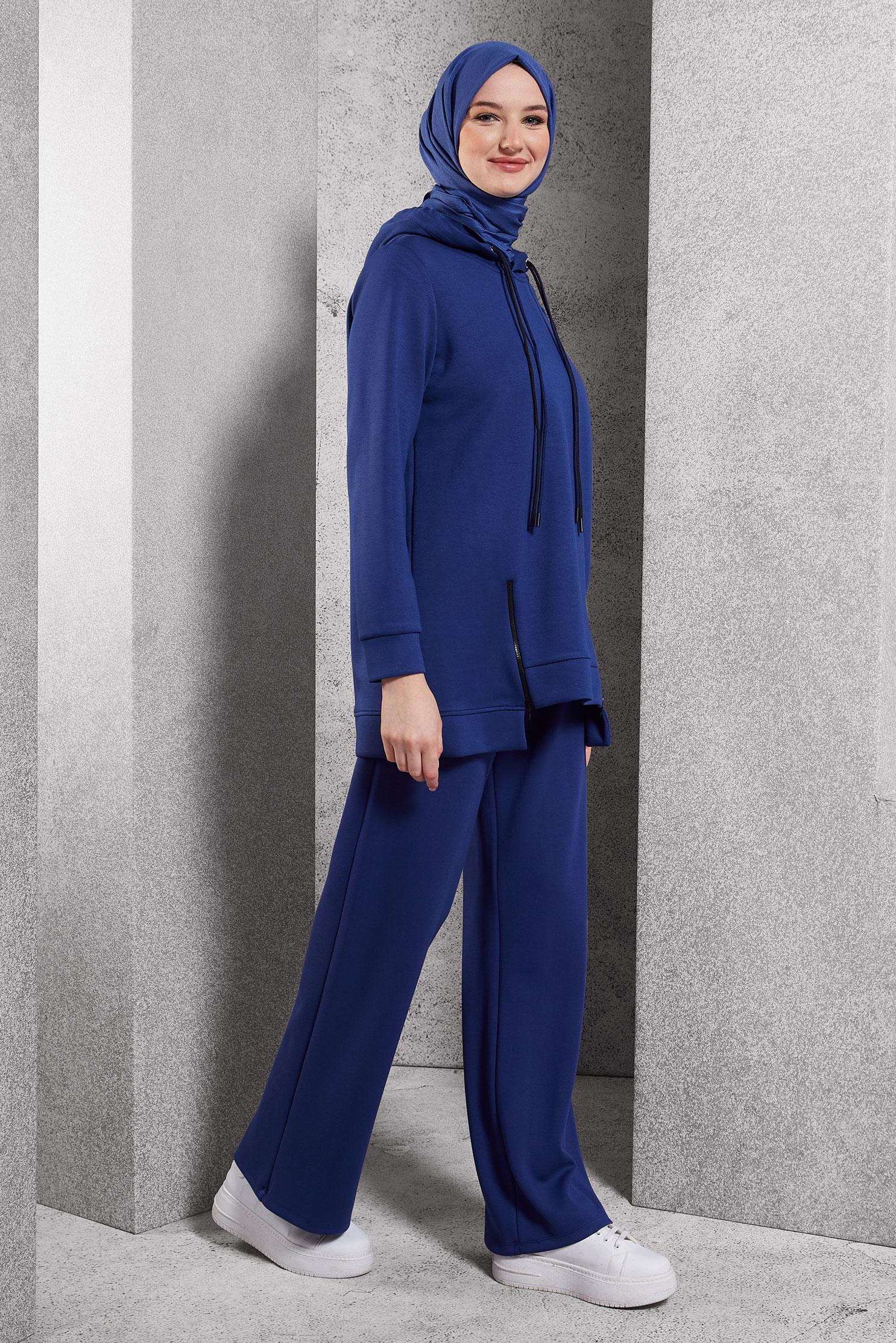 Vêtements hijab BLEU MARINE ENSEMBLE DE SURVÊTEMENT À CAPUCHE 45040