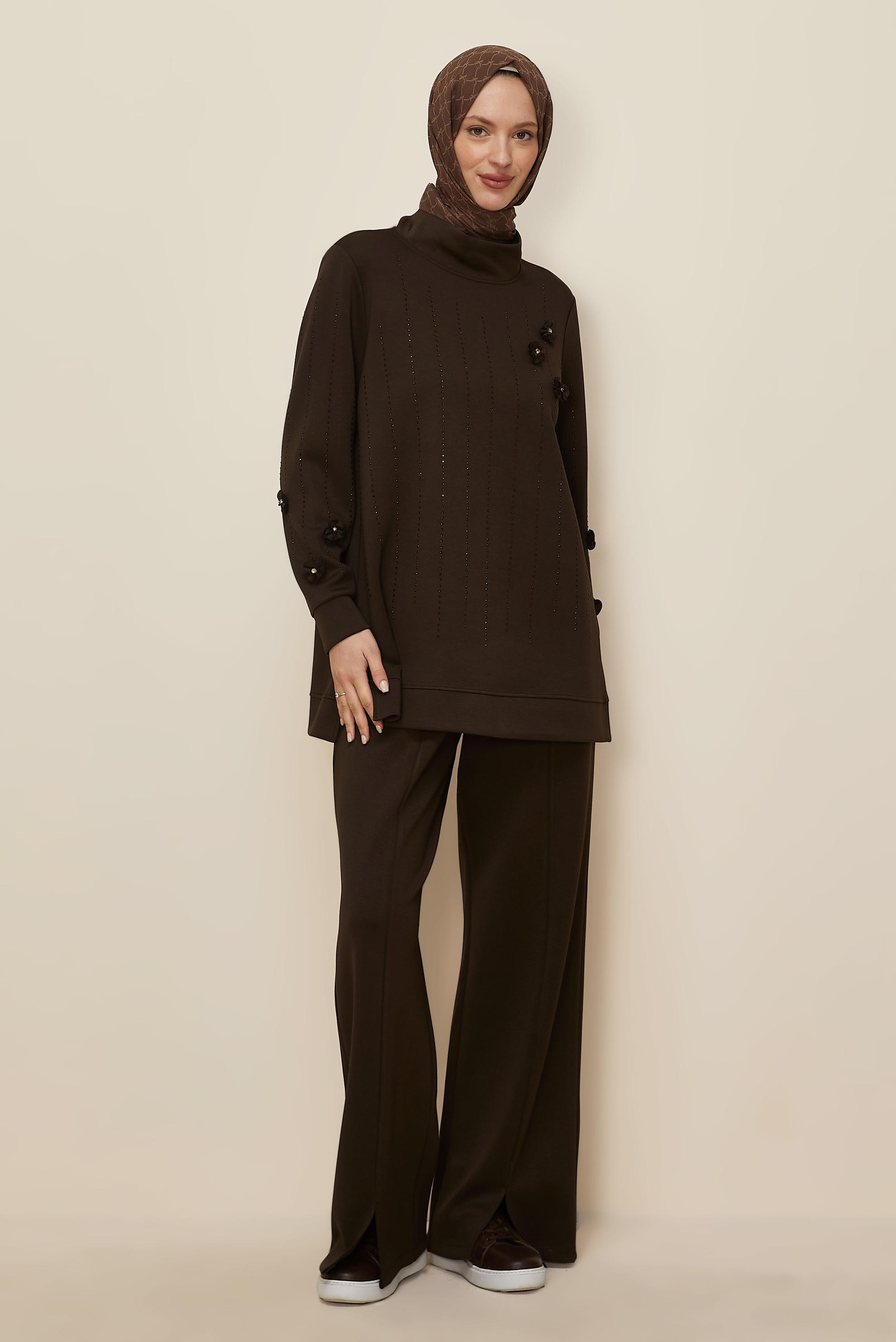 Vêtements hijab BRUN ENSEMBLE DE SURVÊTEMENT AVEC DÉTAIL DE BIJOUX 45041