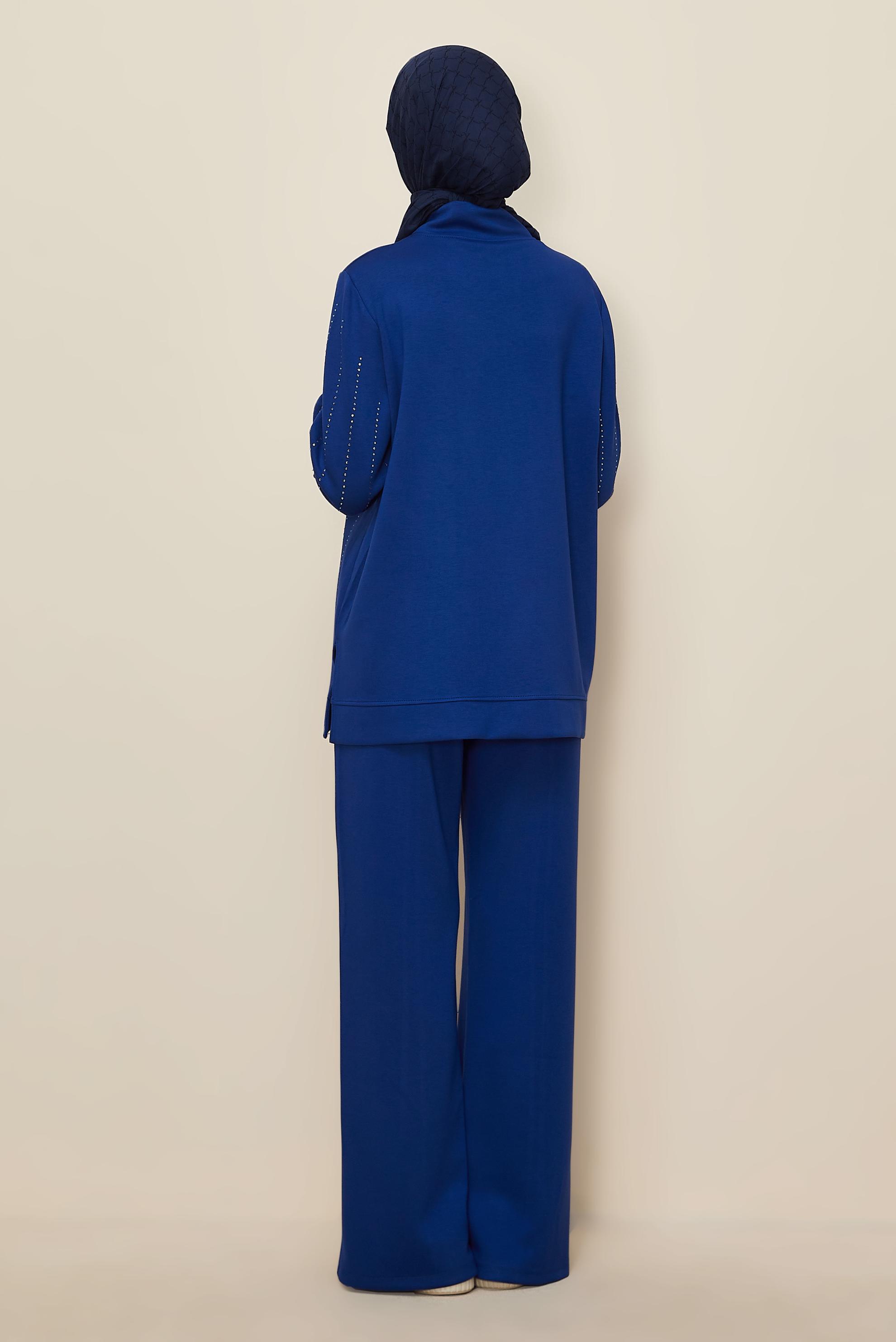 Vêtements hijab BLEU MARINE ENSEMBLE DE SURVÊTEMENT AVEC DÉTAIL DE BIJOUX 45041