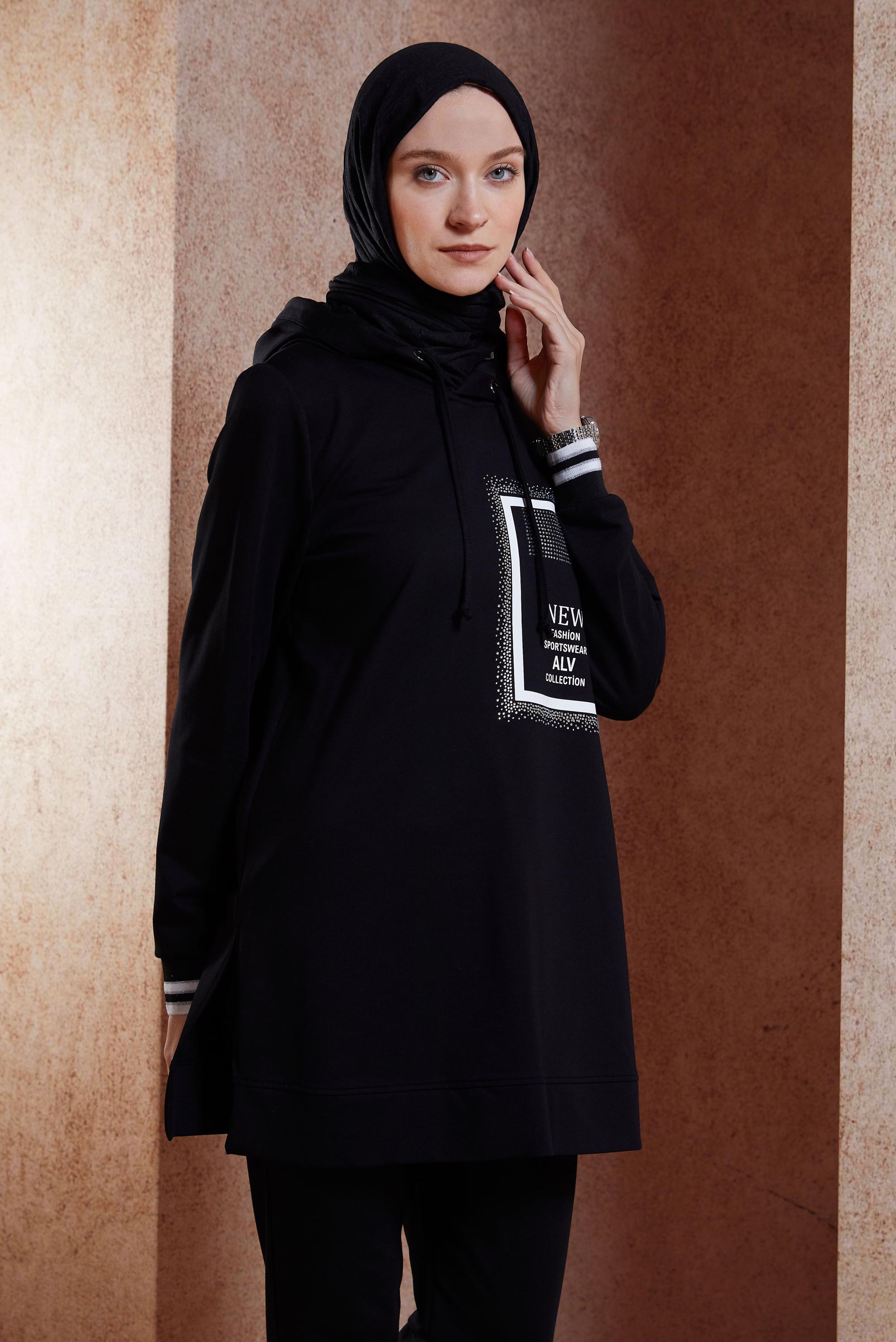 Tesettür giyim SİYAH YAZI BASKILI EŞOFMAN TUNİK 45056