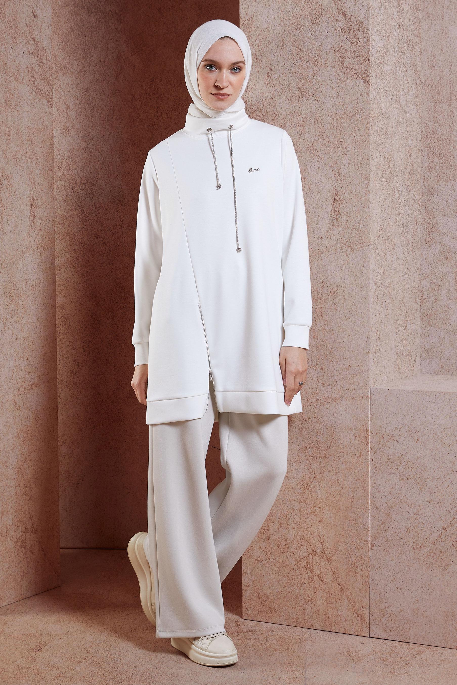 Tesettür giyim BEYAZ FERMUAR DETAYLI EŞOFMAN TUNİK 45093