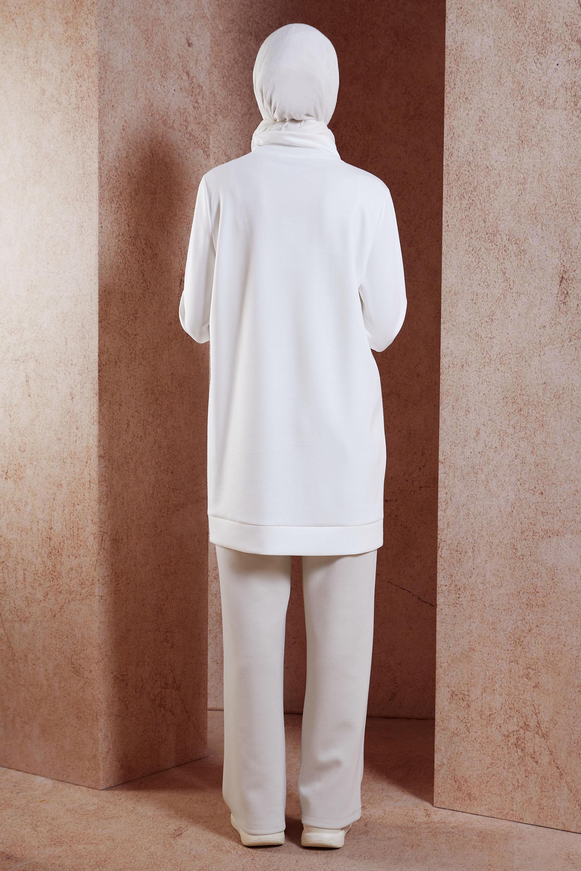 Tesettür giyim BEYAZ FERMUAR DETAYLI EŞOFMAN TUNİK 45093