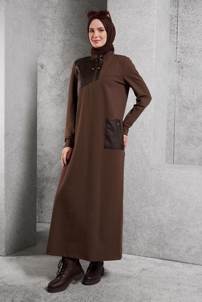 Vêtements hijab BRUN ROBE DE SURVÊTEMENT À COL FERMÉ À GLISSIÈRE 45099 - ALVİNA