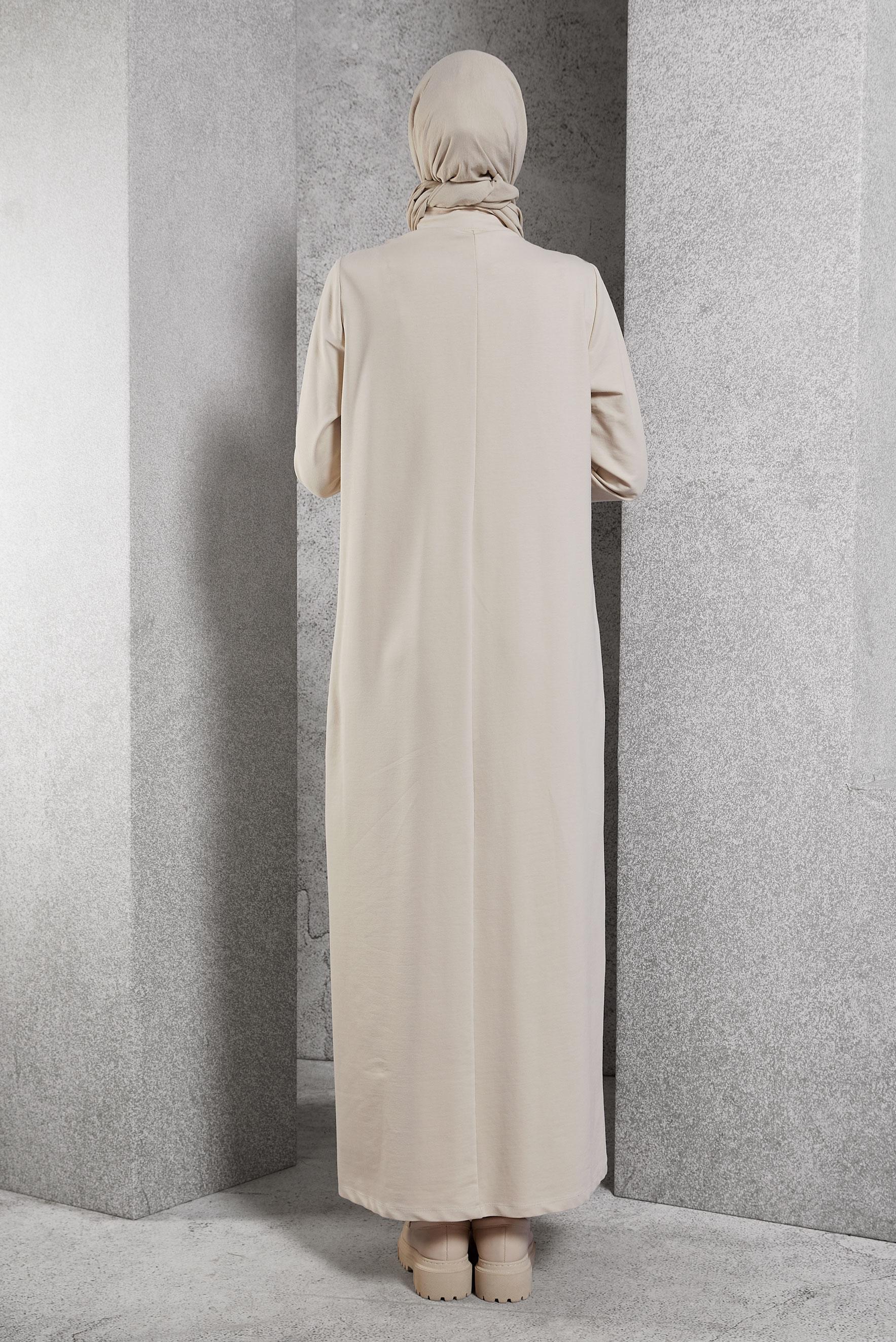 Vêtements hijab BEIGE ROBE DE SURVÊTEMENT À COL FERMÉ À GLISSIÈRE 45099