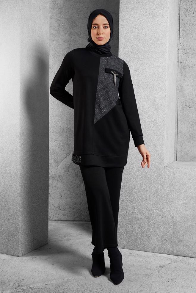 Tesettür giyim SİYAH TAŞ DETAYLI EŞOFMAN TUNİK 45129 - ALVİNA
