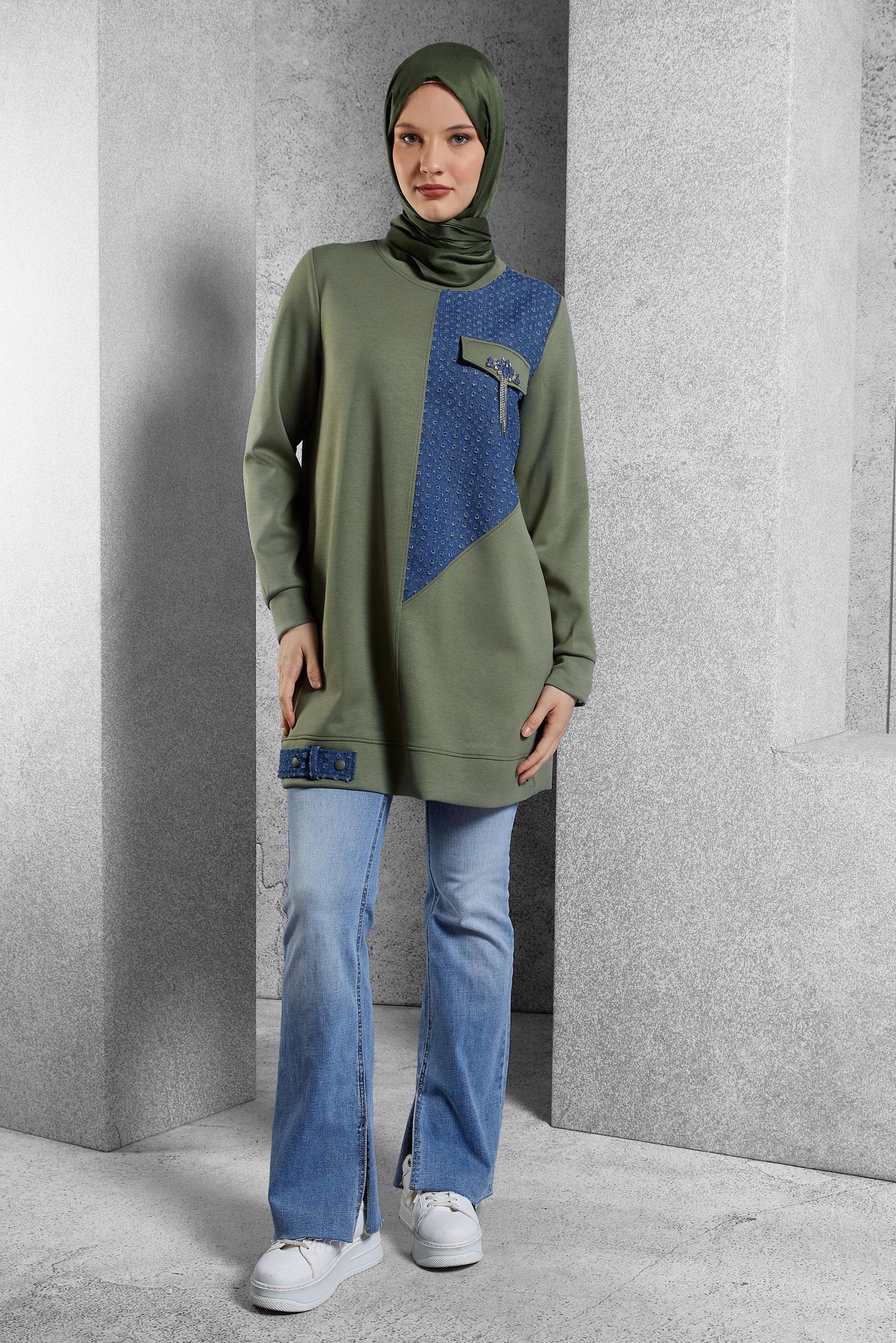 Vêtements hijab KAKI TUNIQUE DE SURVÊTEMENT À DÉTAILS DE GEMMES 45129