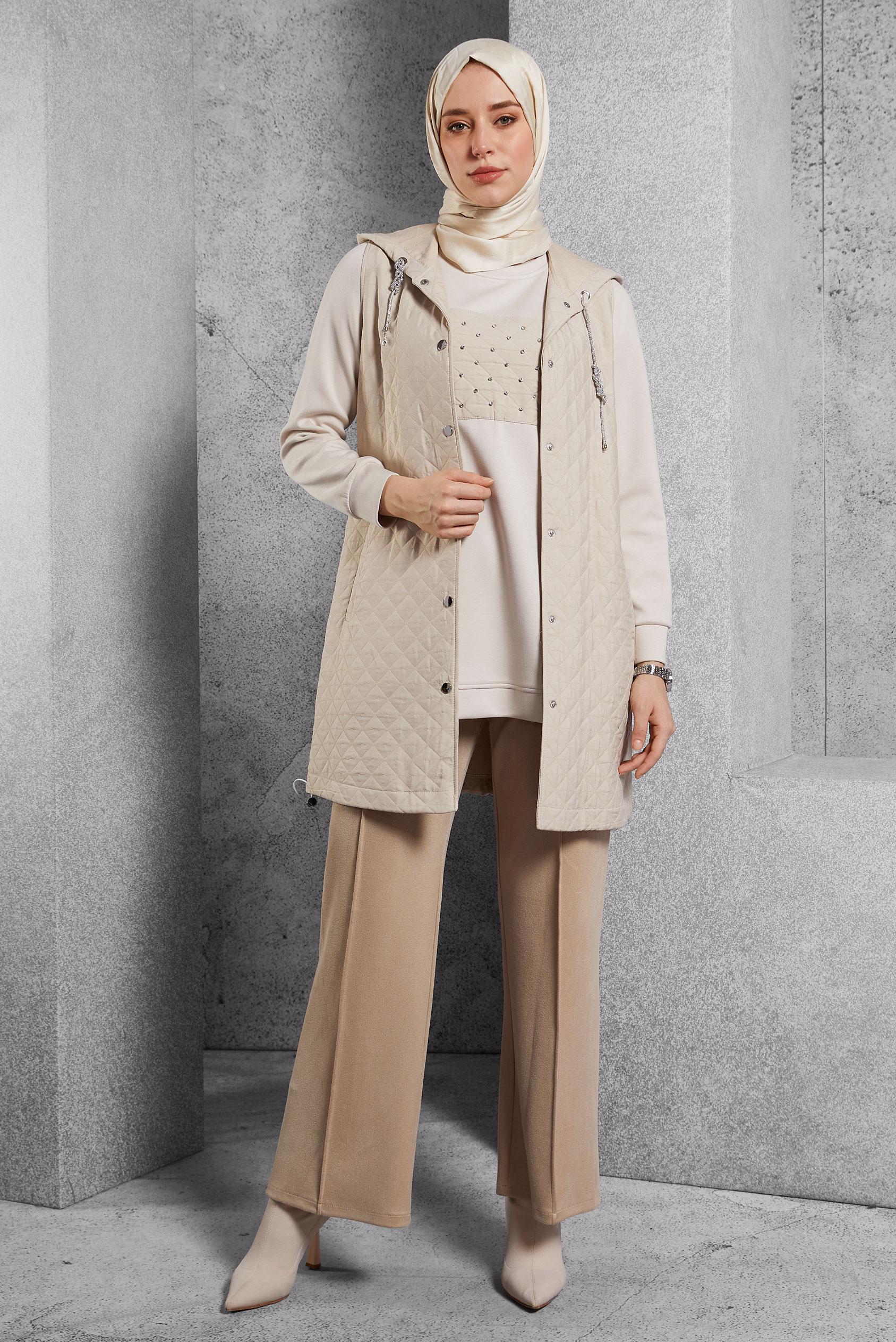 Hijab clothing BEIGE TRACKSUIT TUNIC WITH VEST 45202