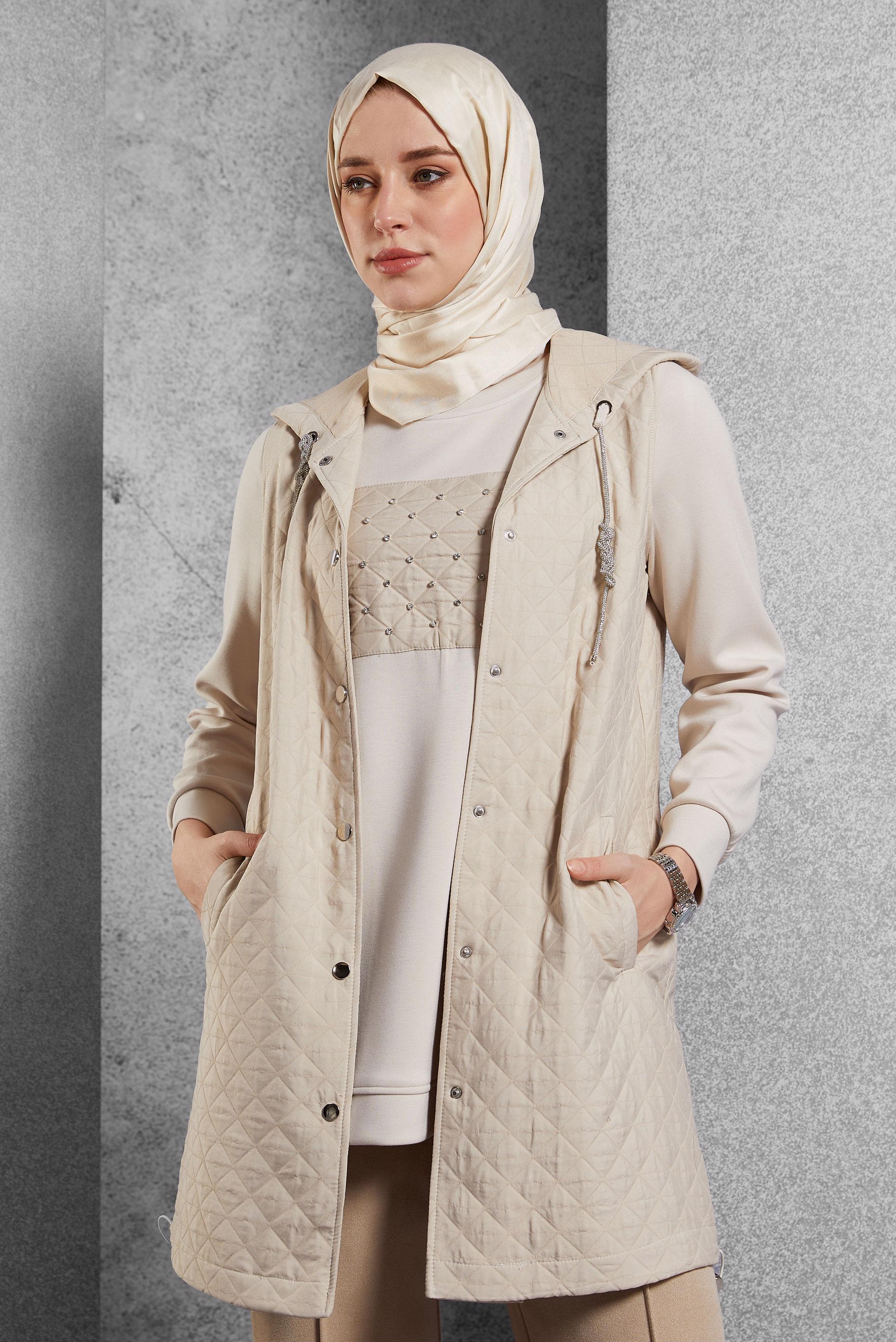 Hijab clothing BEIGE TRACKSUIT TUNIC WITH VEST 45202