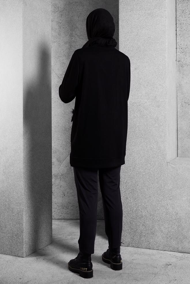 Tesettür giyim SİYAH TAŞ DETAYLI EŞOFMAN TUNİK 45203 - ALVİNA