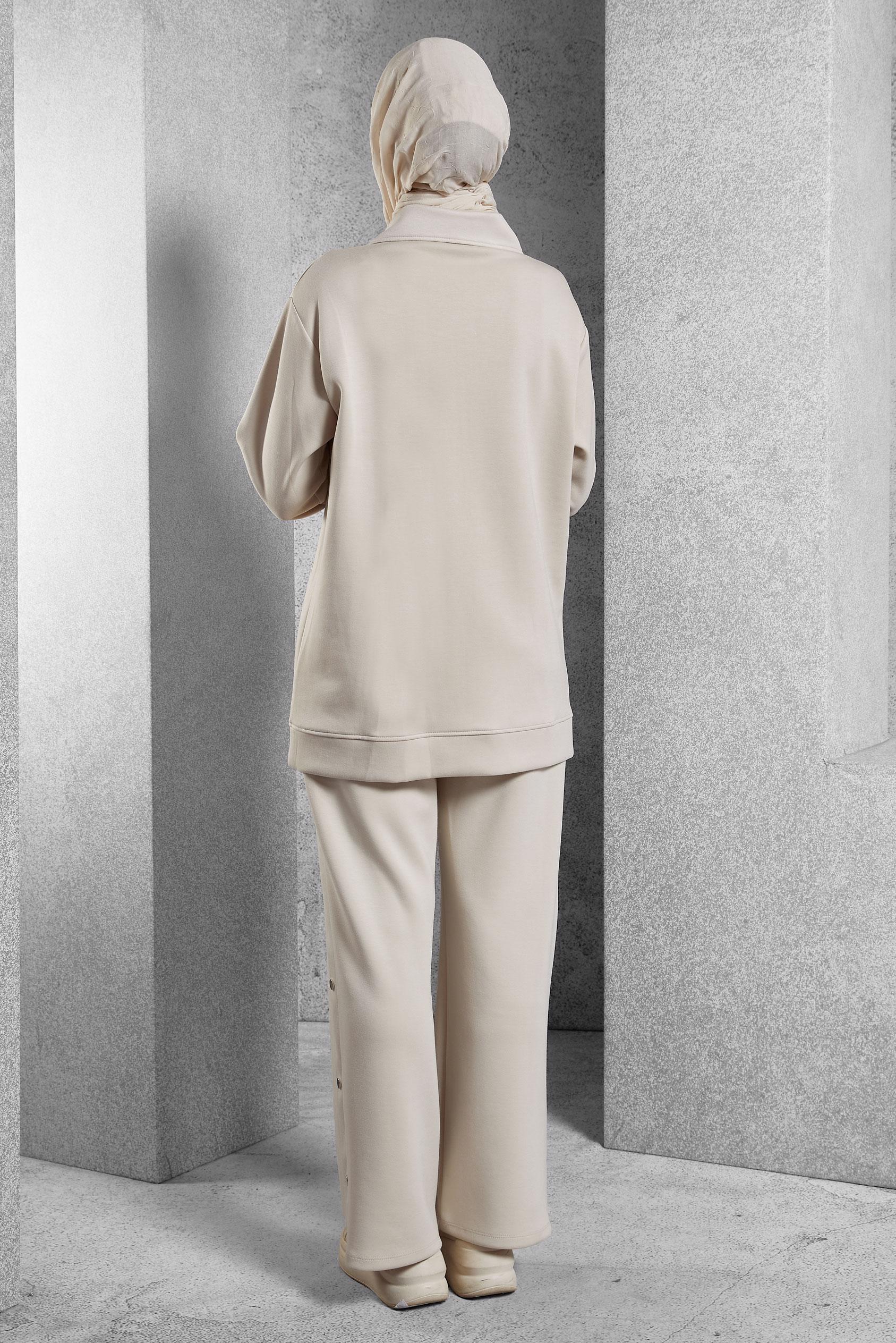 Tesettür giyim EKRU YAKASI FERMUARLI EŞOFMAN TUNİK 45264