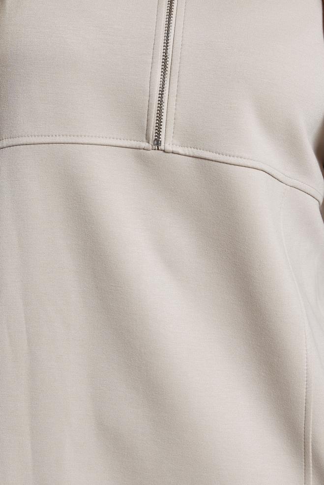 Tesettür giyim EKRU YAKASI FERMUARLI EŞOFMAN TUNİK 45264 - ALVİNA