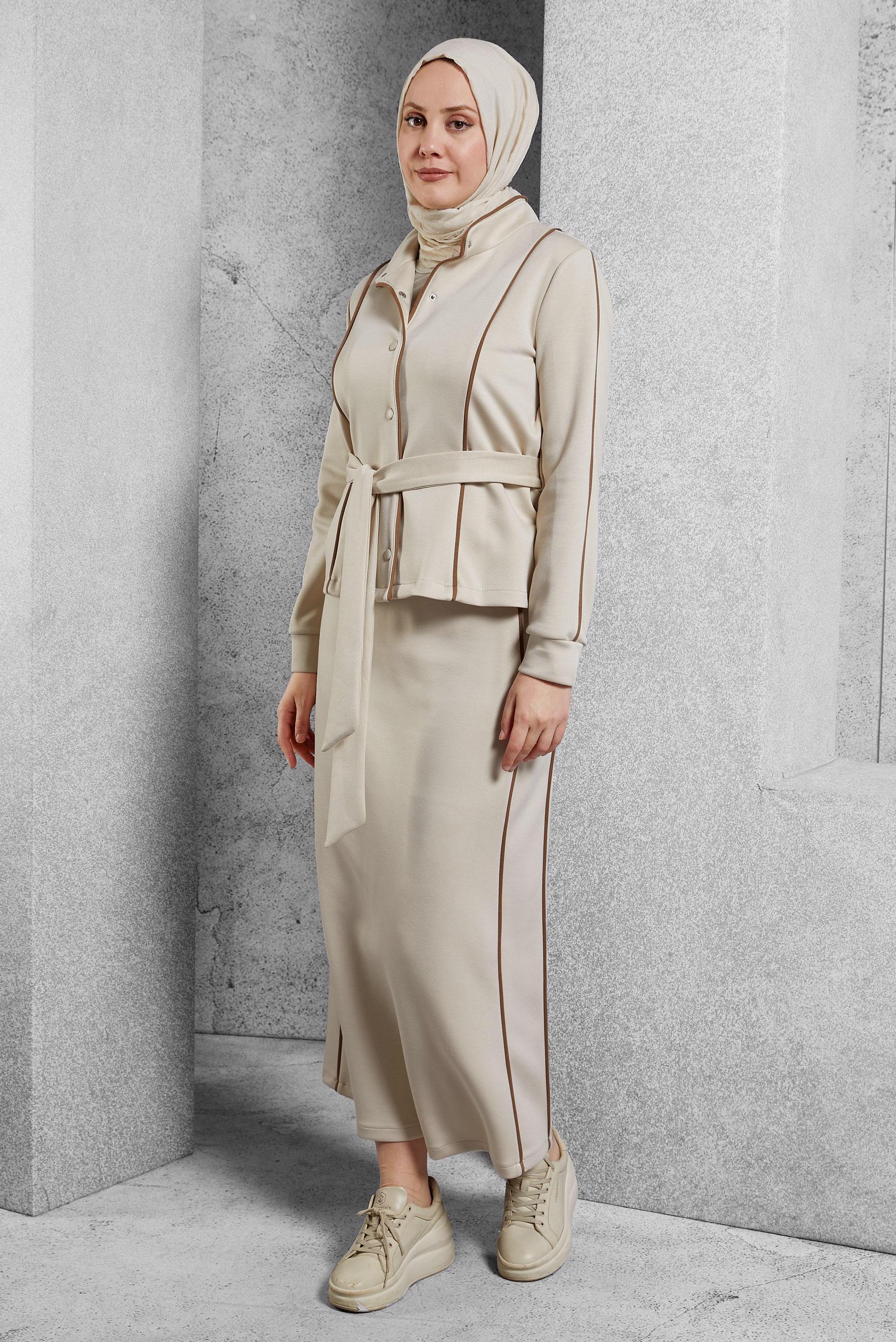 Tesettür giyim BEJ KUŞAKLI ETEKLİ EŞOFMAN TAKIM 45269