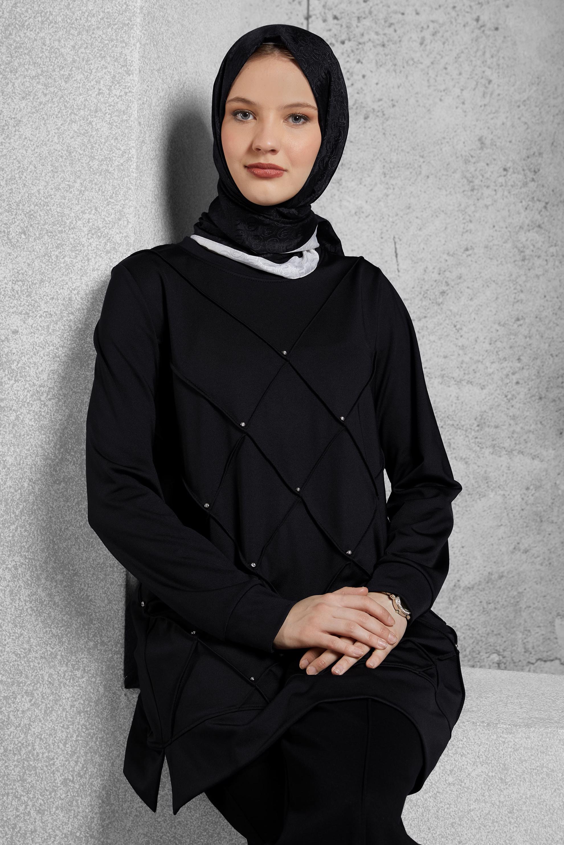 Vêtements hijab NOIR TUNIQUE DE SURVÊTEMENT AVEC BIJOU 45270