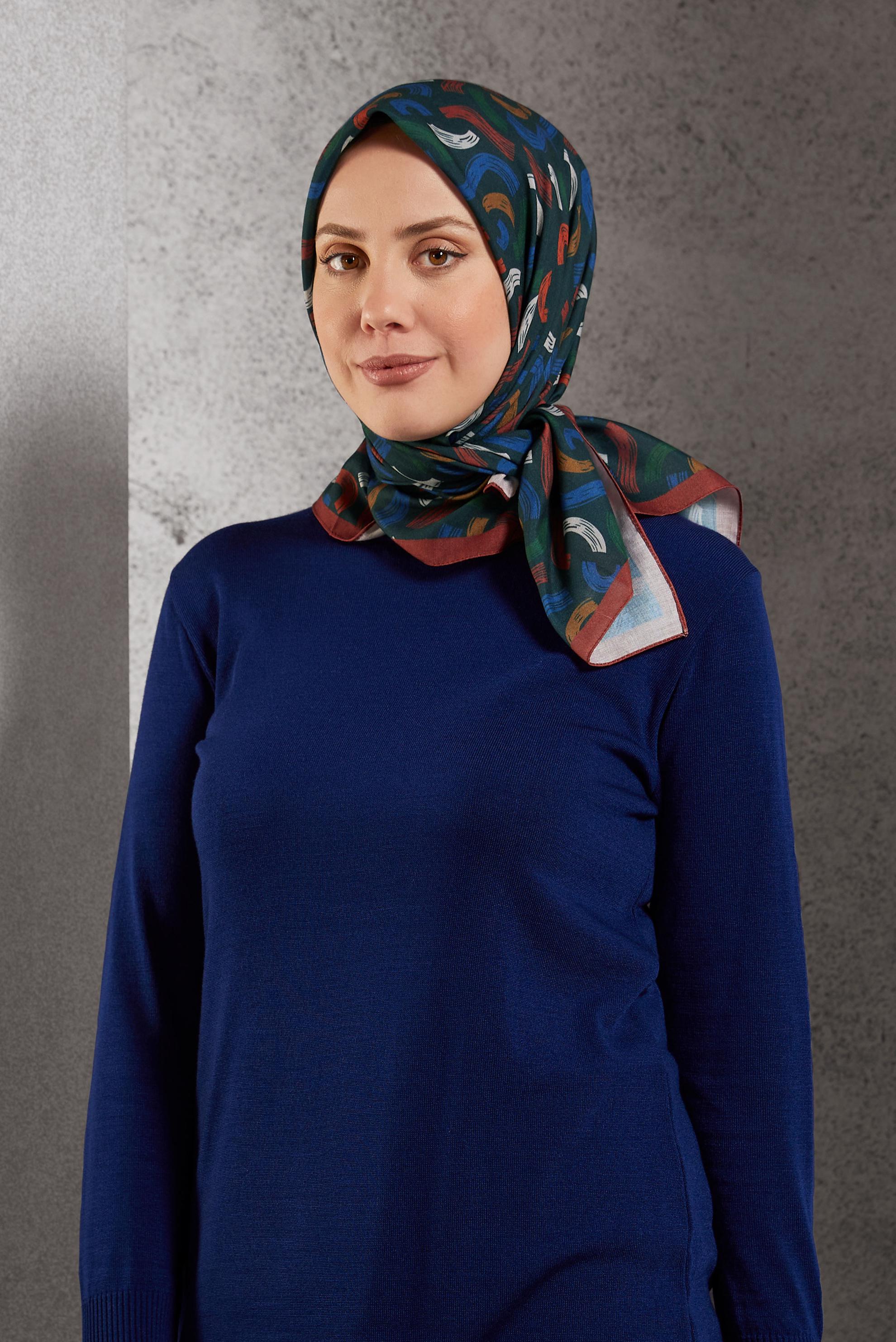 Tesettür giyim KIRMIZI  ALVİNA DESENLİ EŞARP 8504