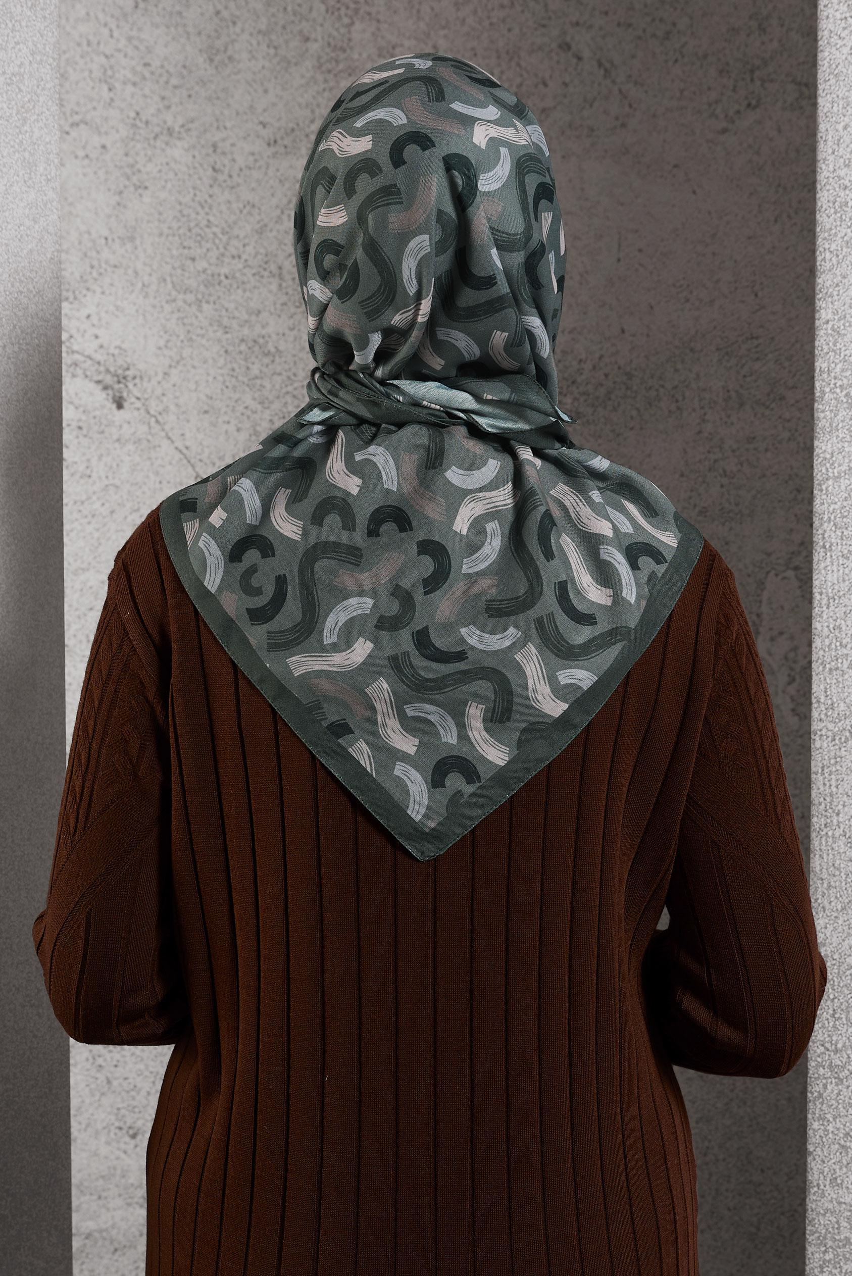 Tesettür giyim GRİ  ALVİNA DESENLİ EŞARP 8504