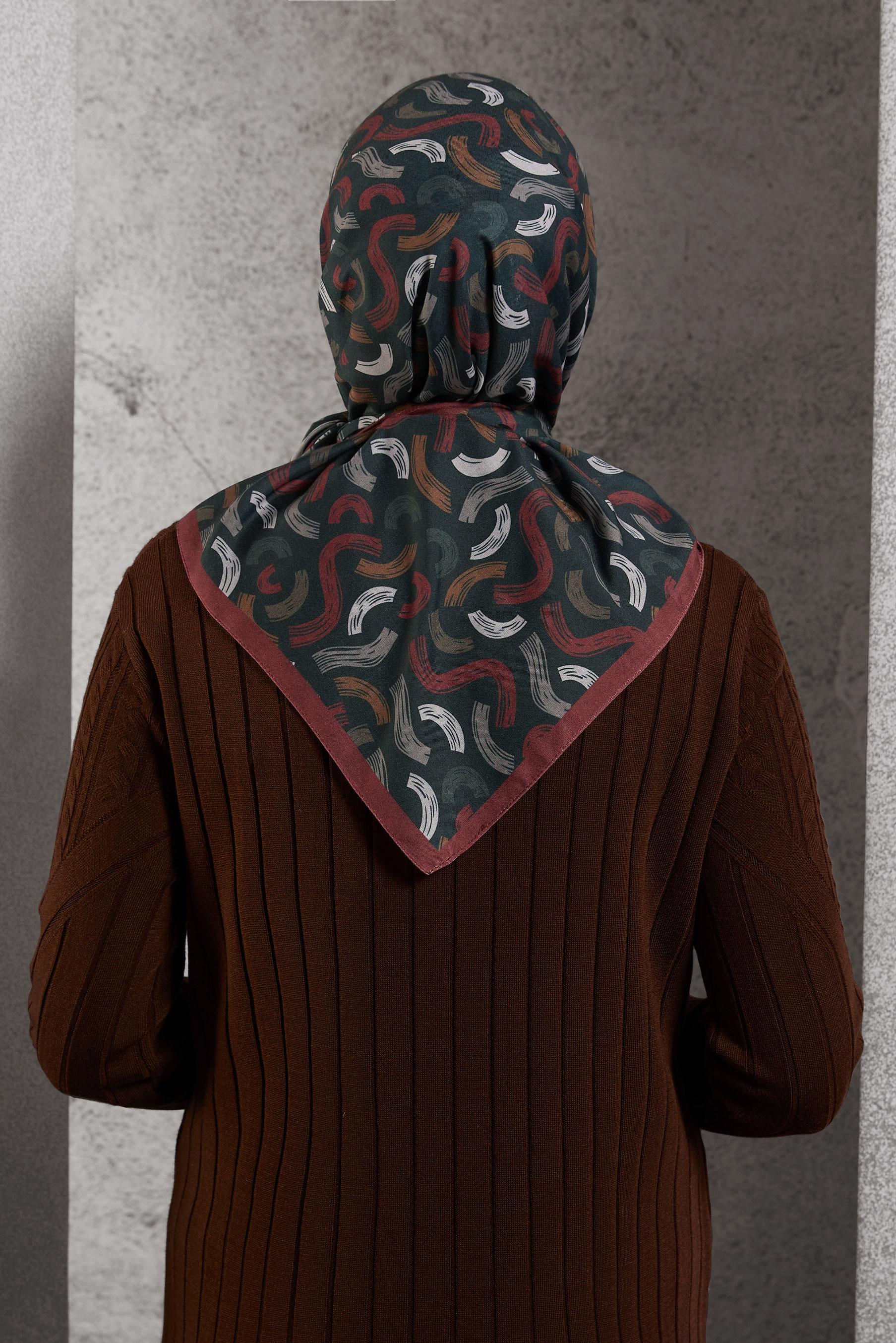 Tesettür giyim BORDO  ALVİNA DESENLİ EŞARP 8504