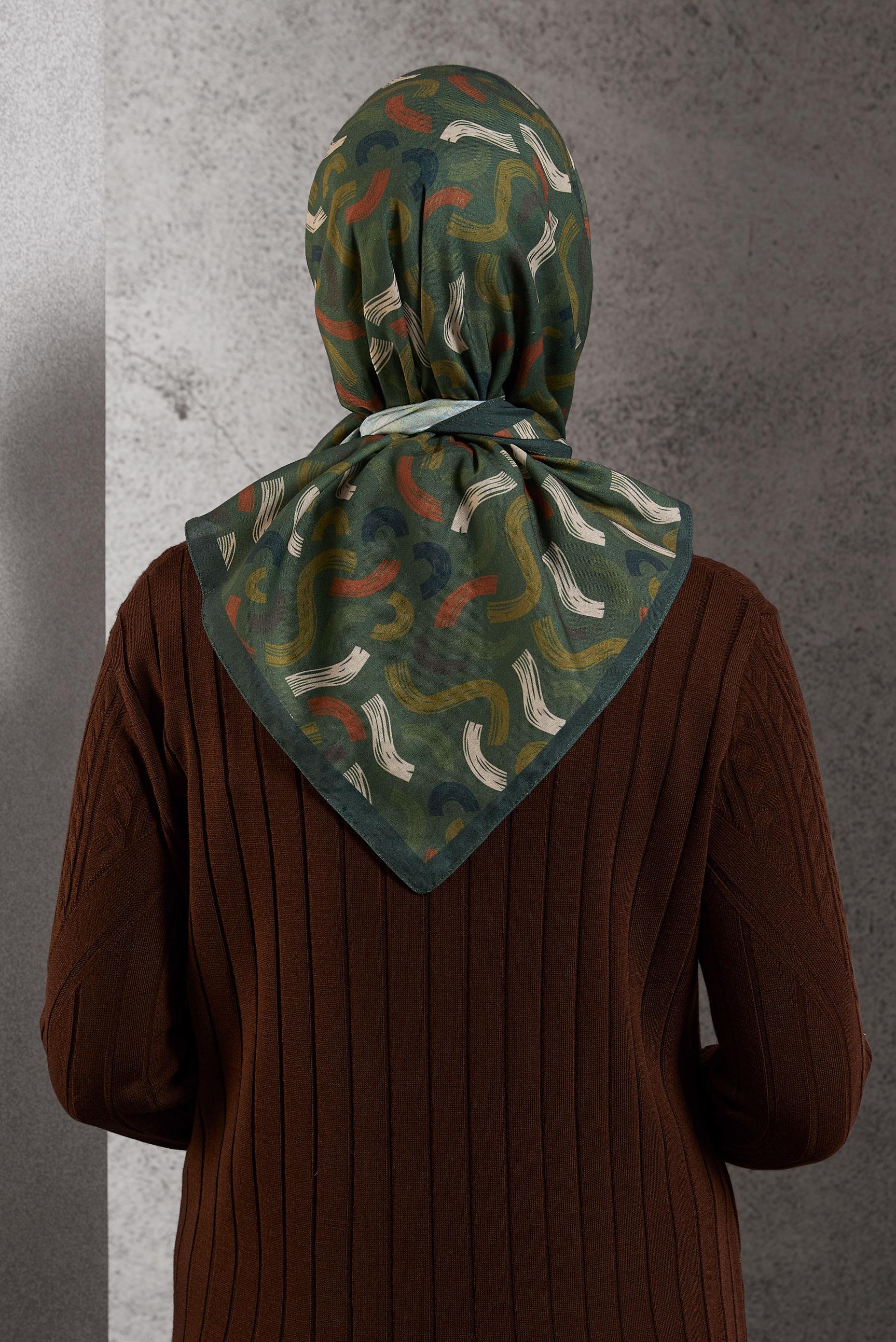 Tesettür giyim HAKİ  ALVİNA DESENLİ EŞARP 8504