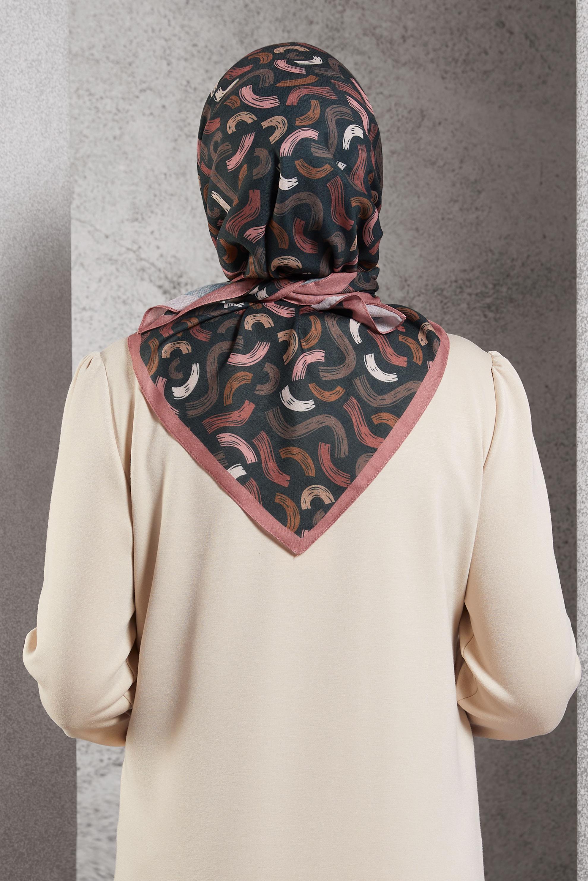 Tesettür giyim PUDRA  ALVİNA DESENLİ EŞARP 8504