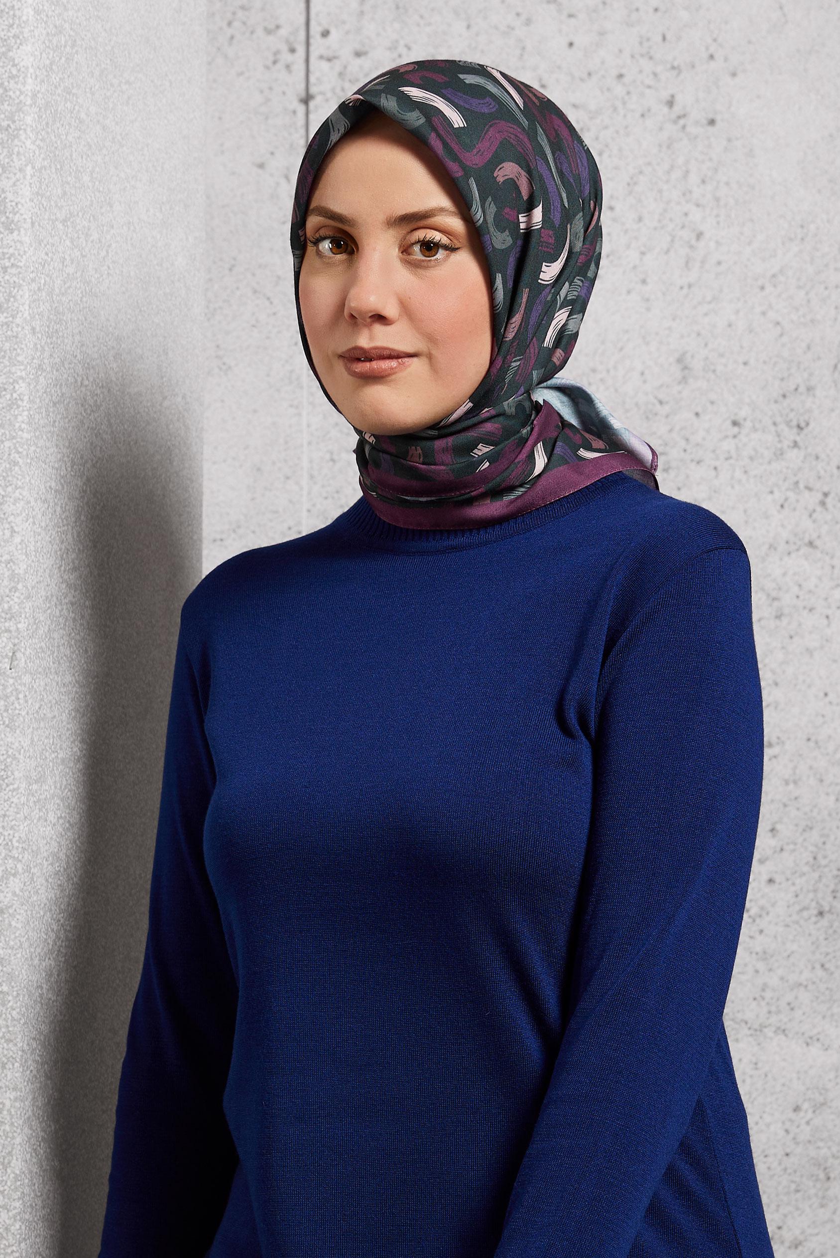 Tesettür giyim BORDO  ALVİNA DESENLİ EŞARP 8504