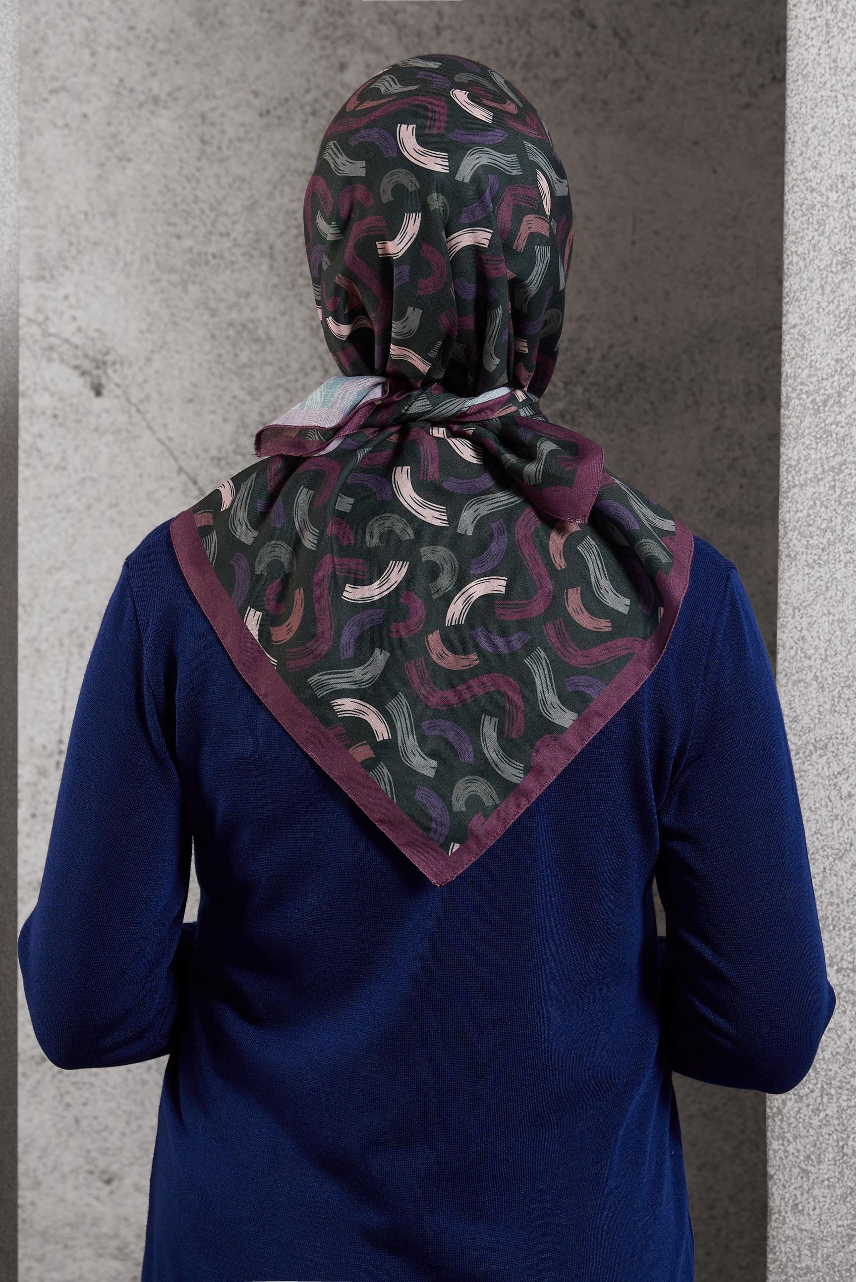 Tesettür giyim BORDO  ALVİNA DESENLİ EŞARP 8504