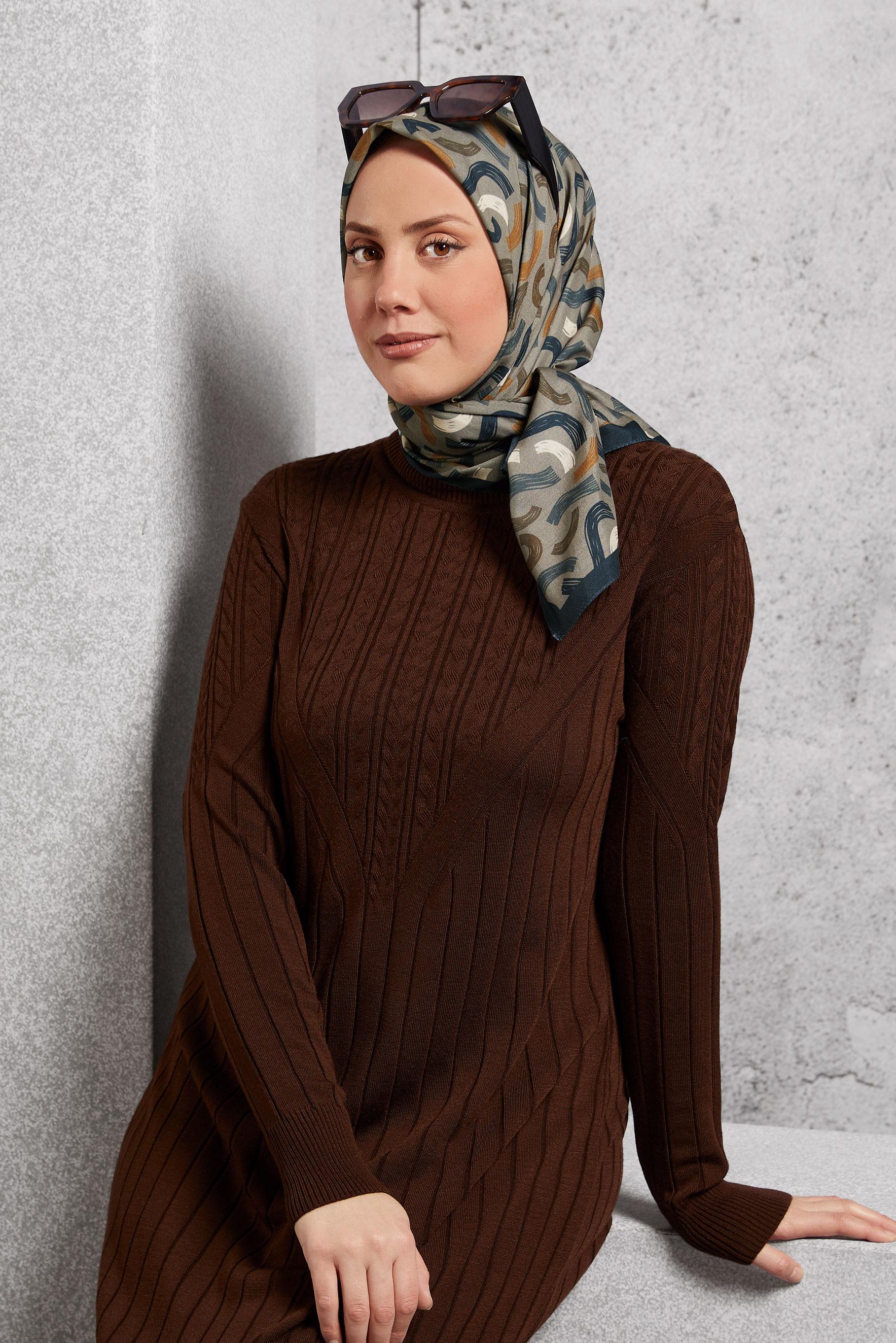 Tesettür giyim VİZON  ALVİNA DESENLİ EŞARP 8504