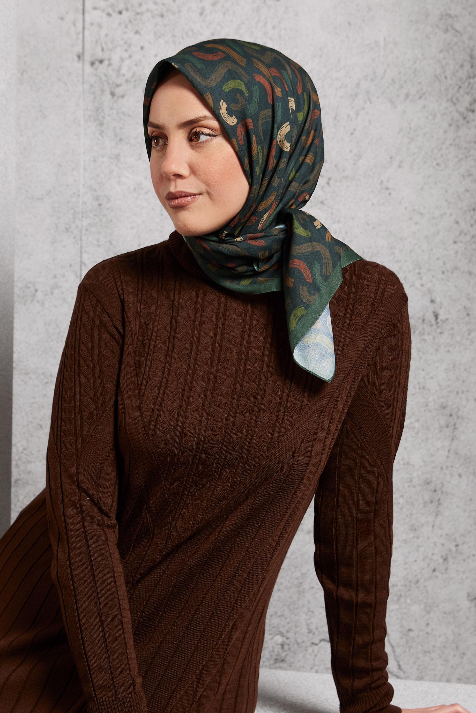 Tesettür giyim YEŞİL  ALVİNA DESENLİ EŞARP 8504