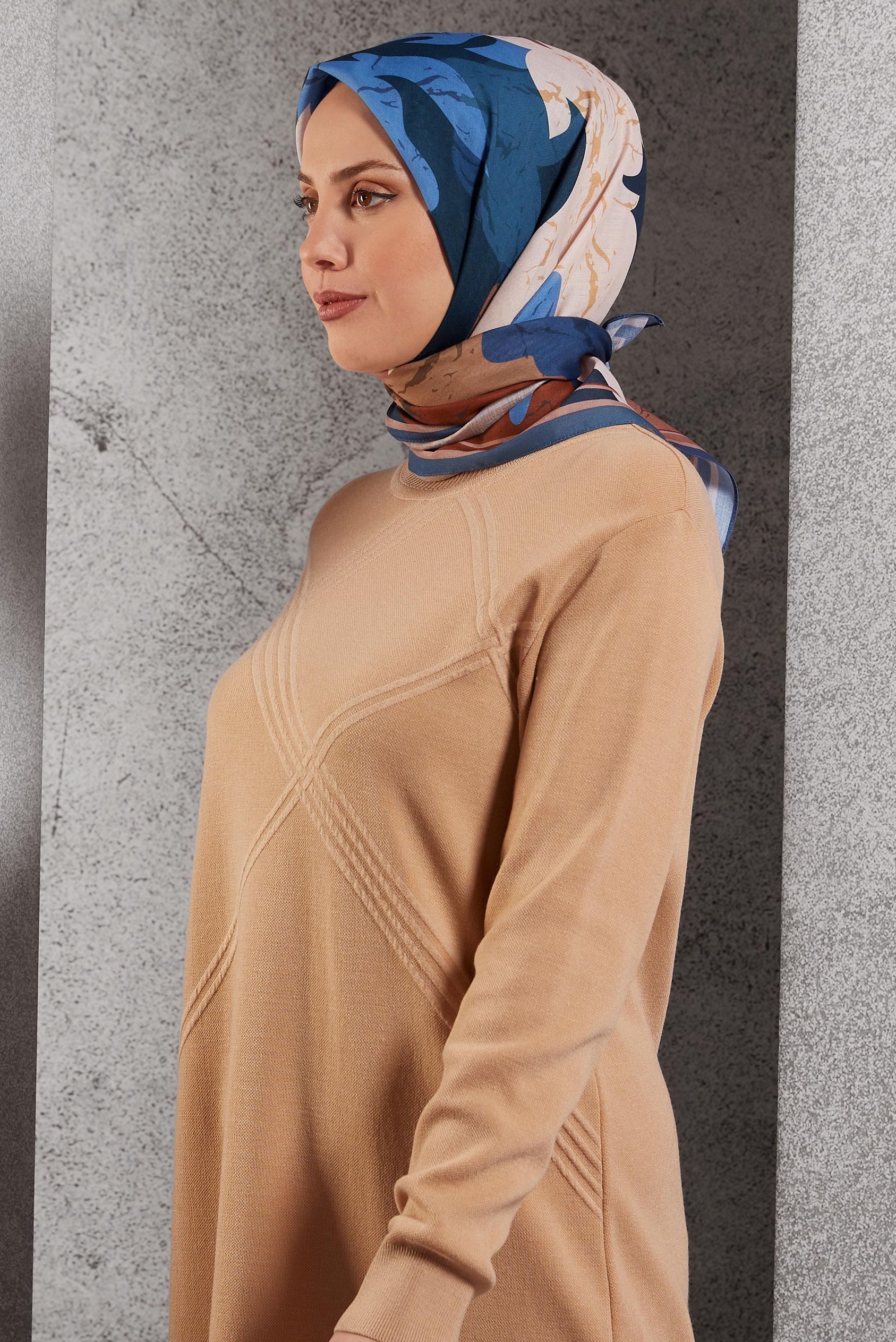 Tesettür giyim LACİVERT  ALVİNA DESENLİ EŞARP 8506