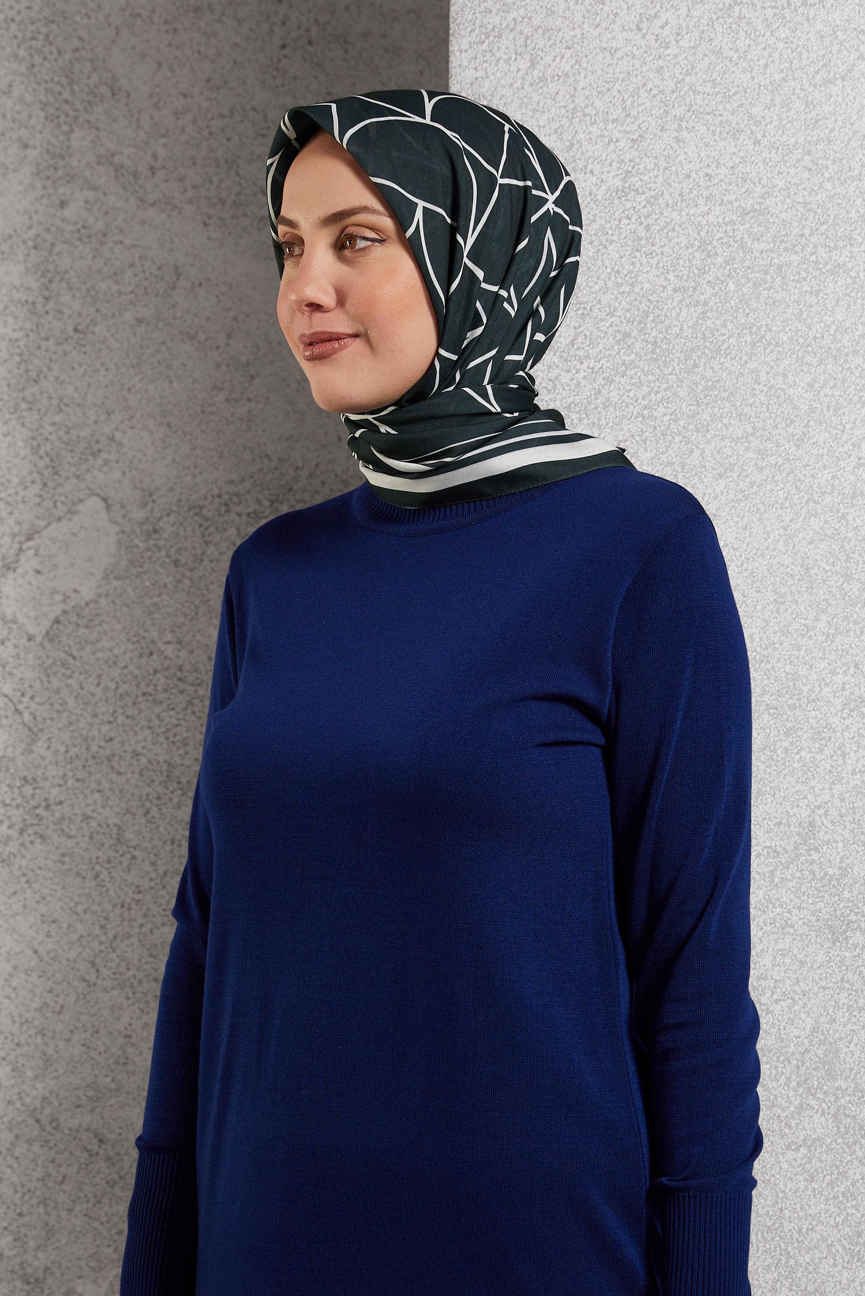 Tesettür giyim SİYAH ALVİNA DESENLİ EŞARP 8507