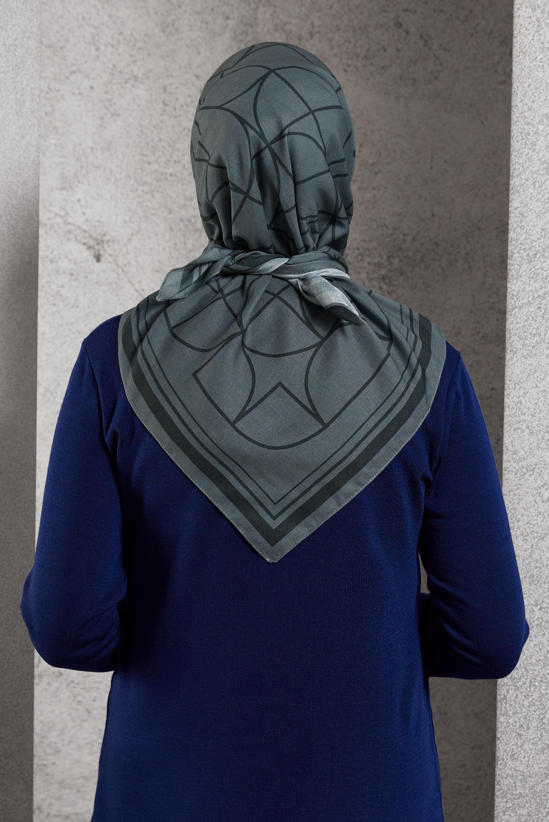 Tesettür giyim GRİ ALVİNA DESENLİ EŞARP 8507