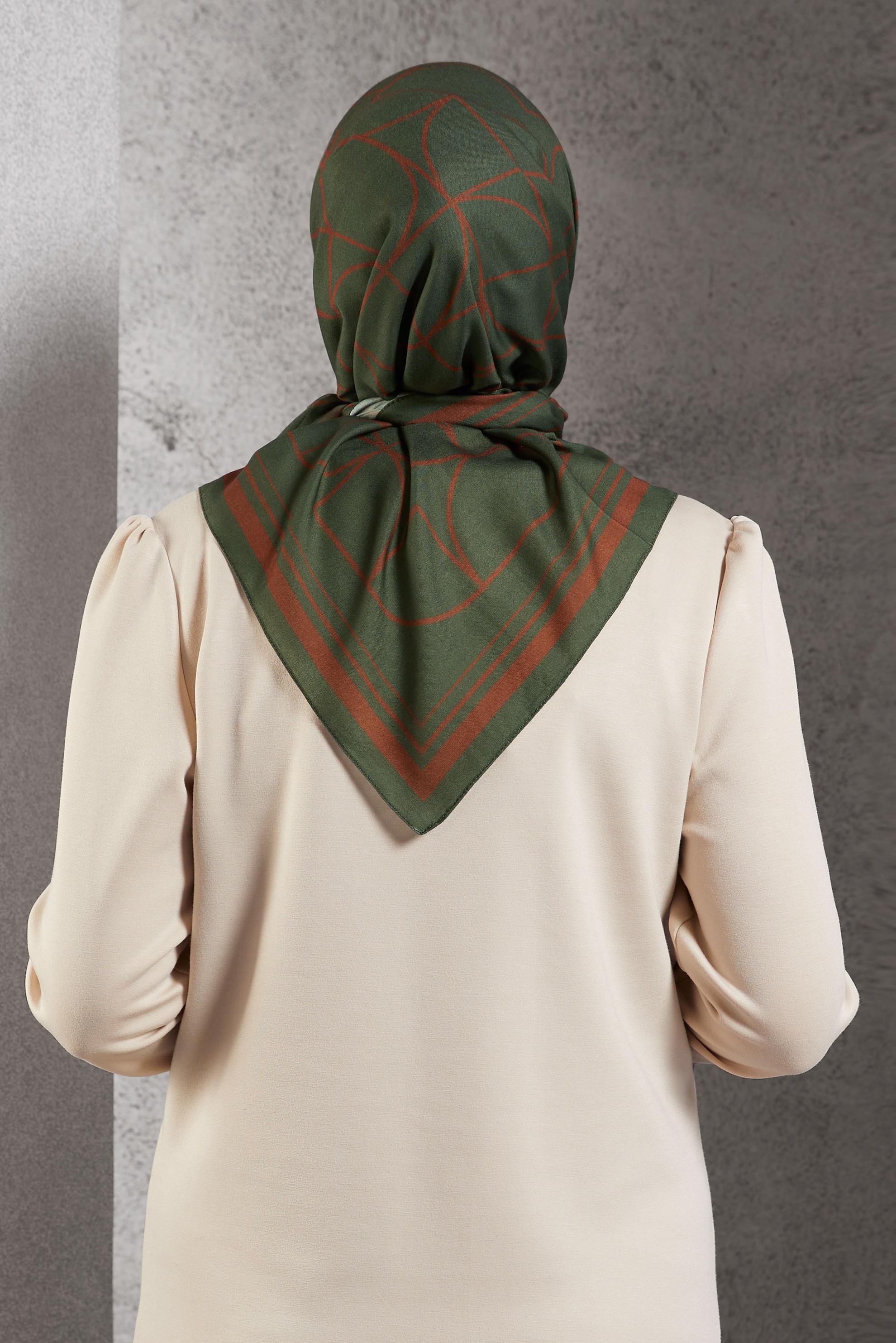 Tesettür giyim HAKİ ALVİNA DESENLİ EŞARP 8507