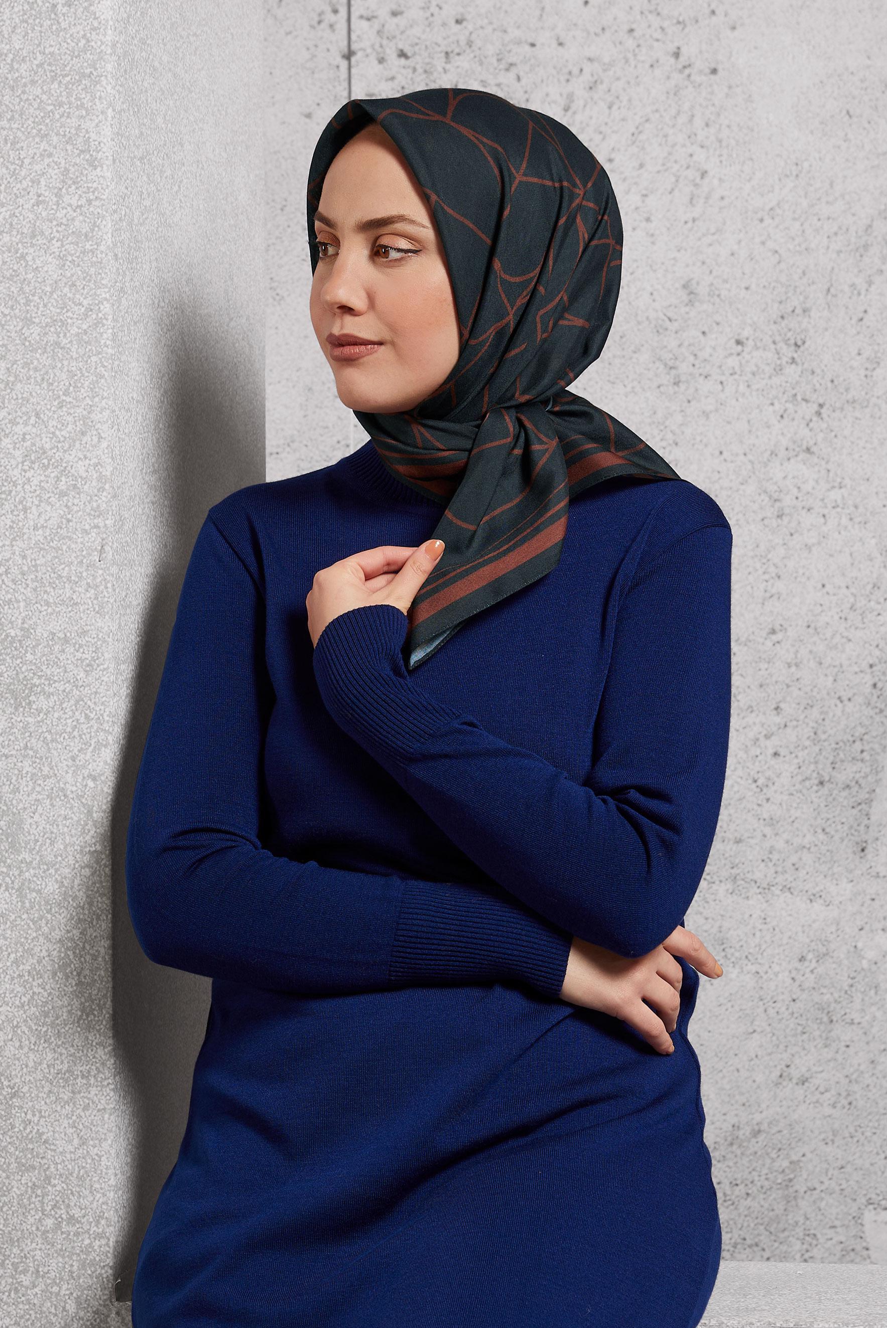 Tesettür giyim TURUNCU ALVİNA DESENLİ EŞARP 8507