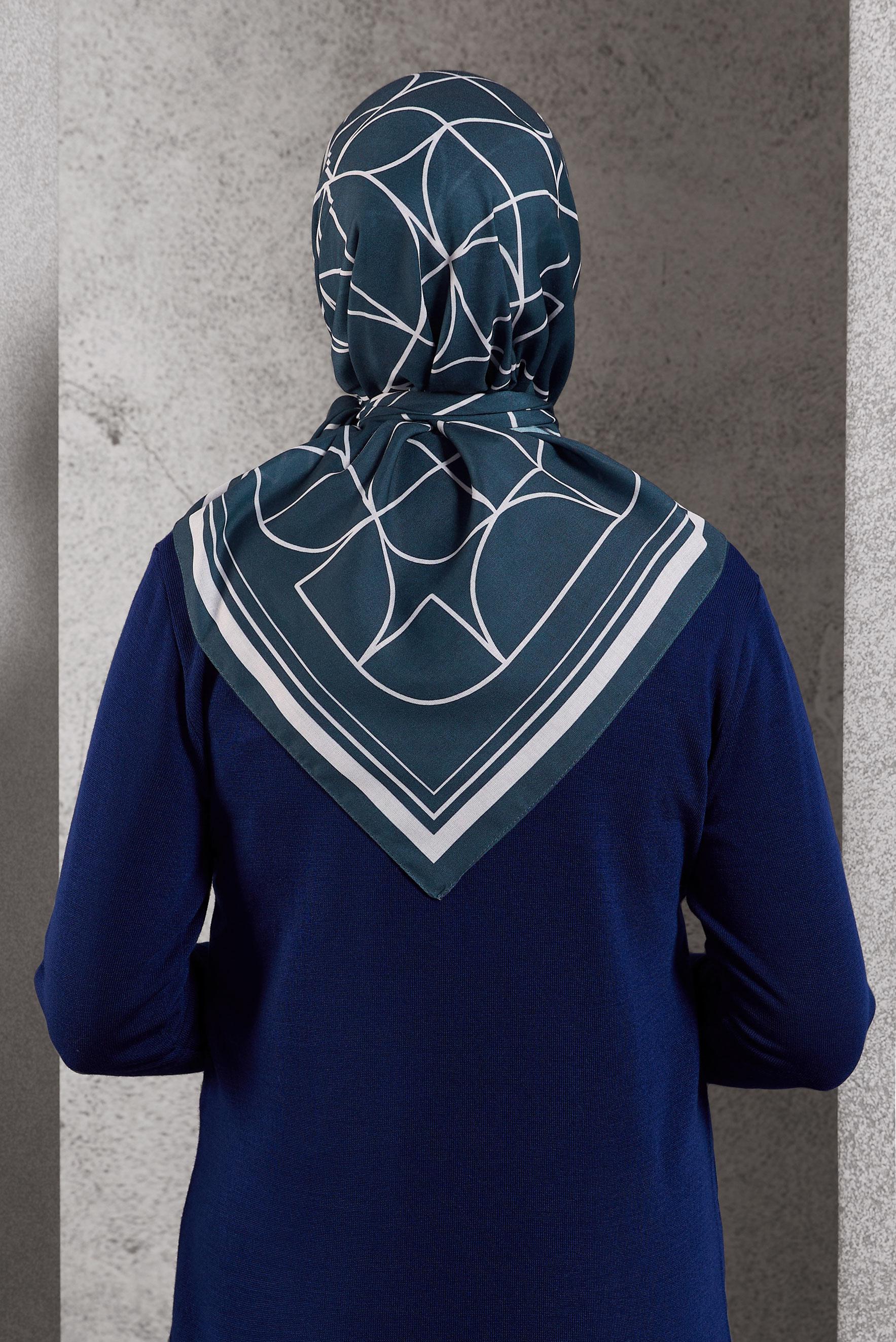 Tesettür giyim LACİVERT ALVİNA DESENLİ EŞARP 8507