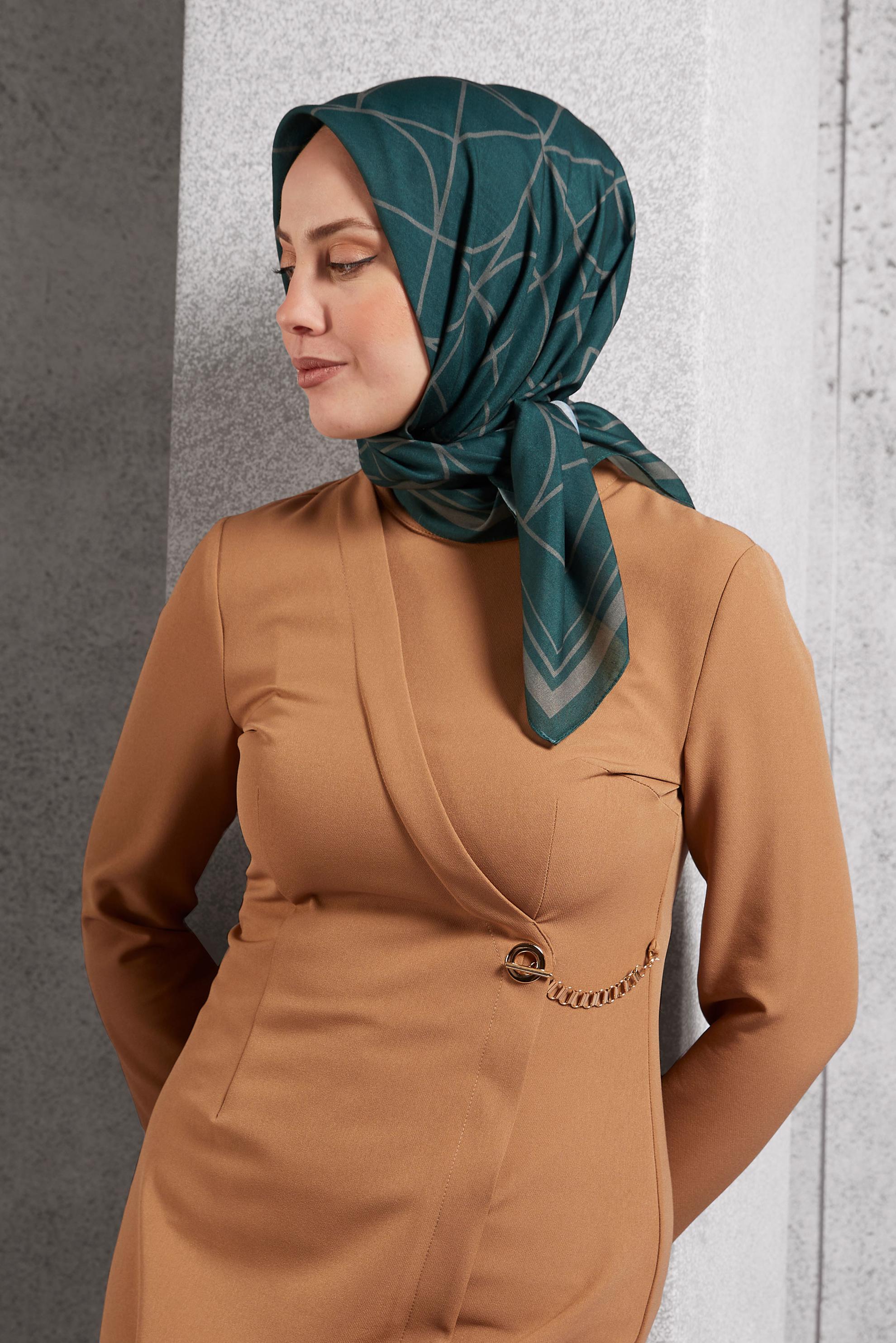 Tesettür giyim YEŞİL ALVİNA DESENLİ EŞARP 8507