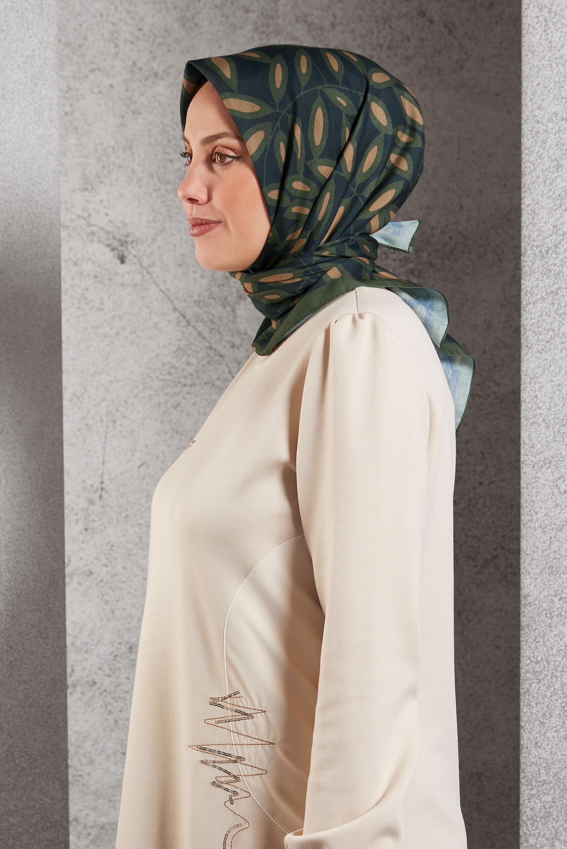 Tesettür giyim HAKİ ALVİNA DESENLİ EŞARP 8508